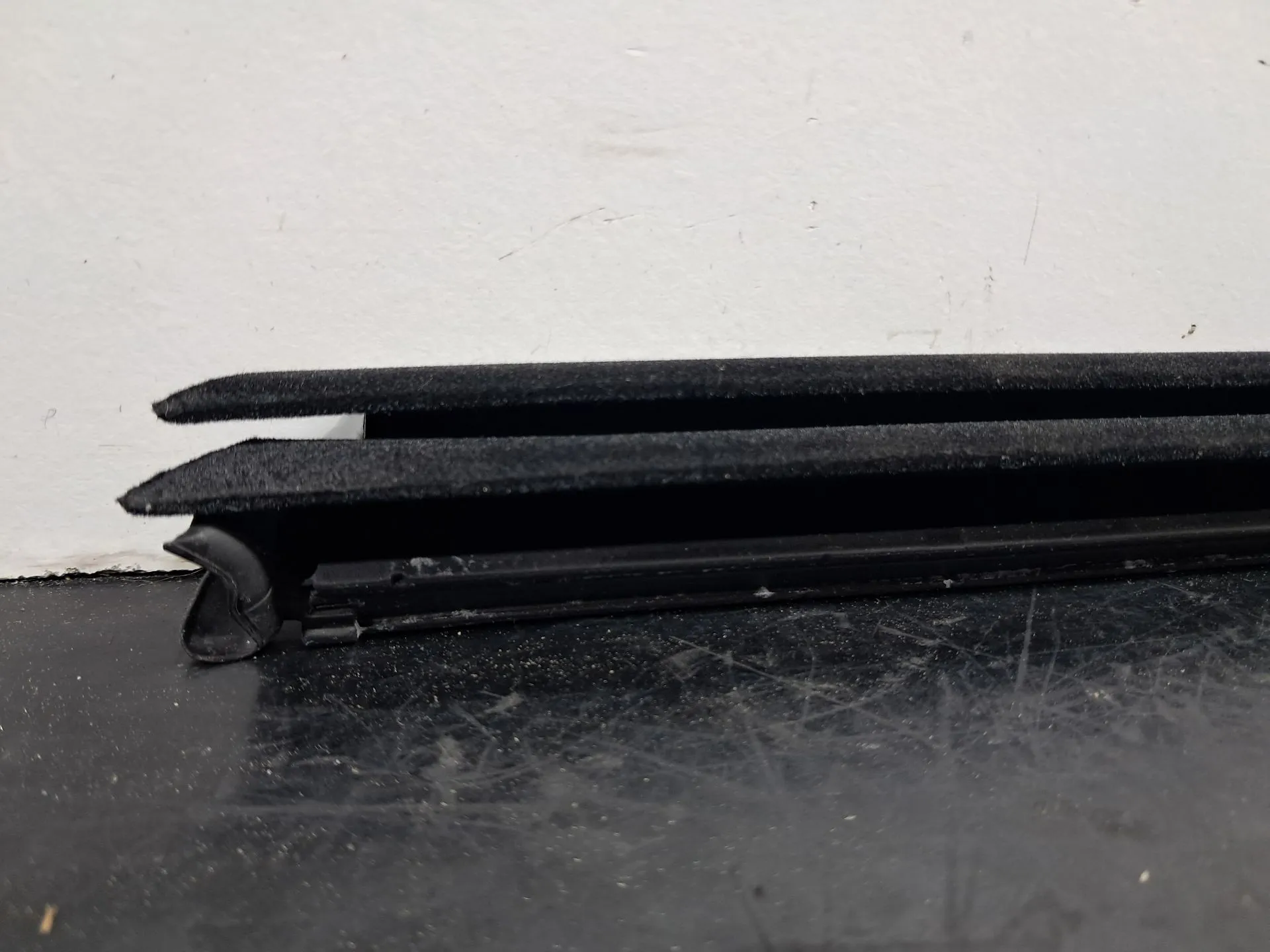 Left front window scraper AUDI Q3 Sportback (F3N) Imagem-7