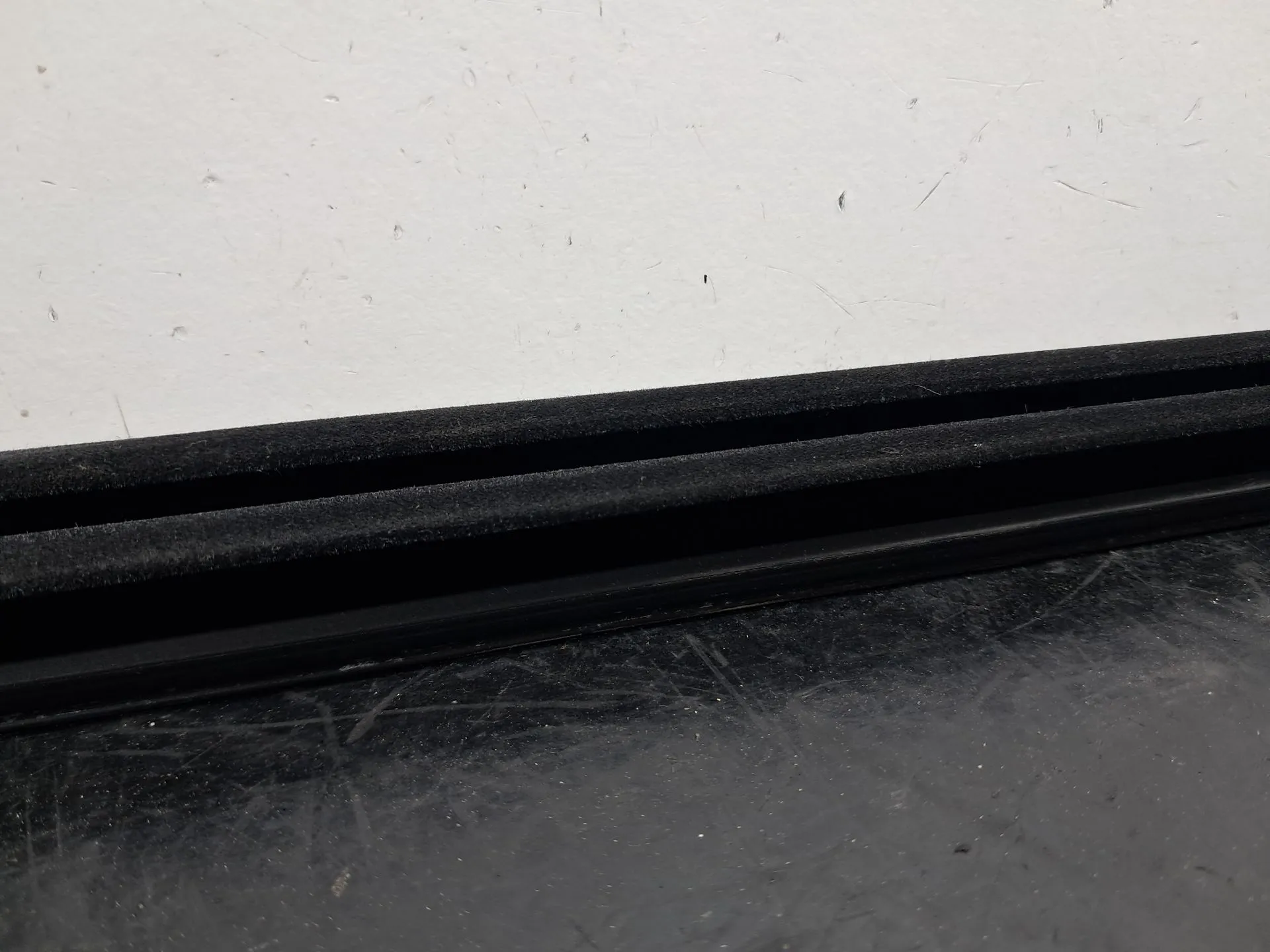 Left front window scraper AUDI Q3 Sportback (F3N) Imagem-9