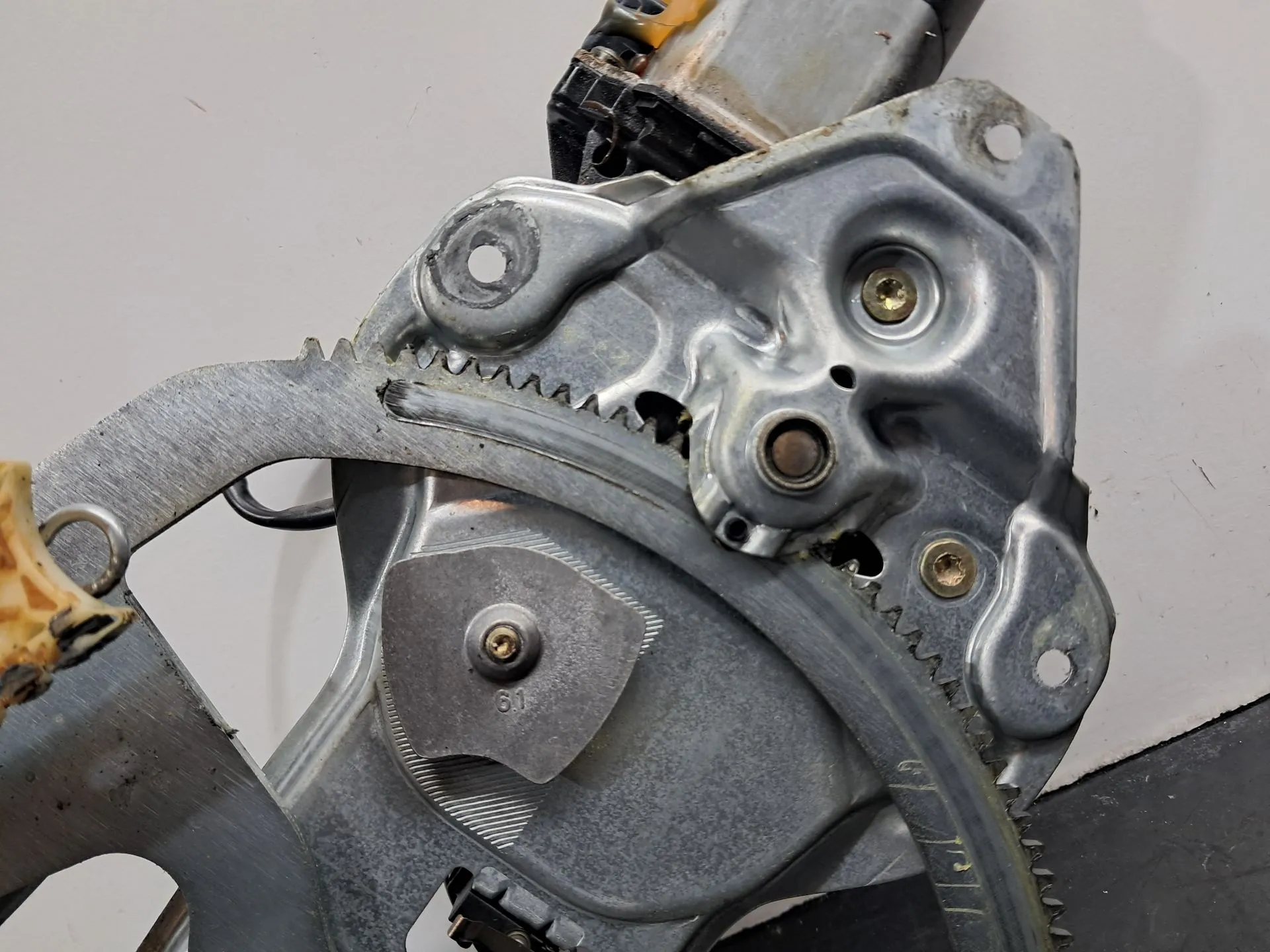 Lève-vitre avant gauche BMW 5 (E34) Imagem-7