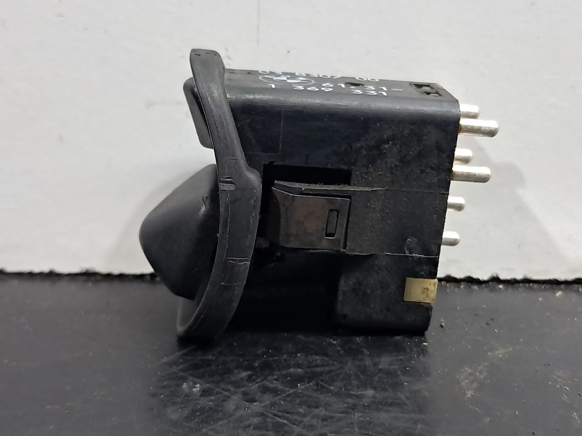 Commande des rétroviseurs BMW 5 (E34) Imagem-2