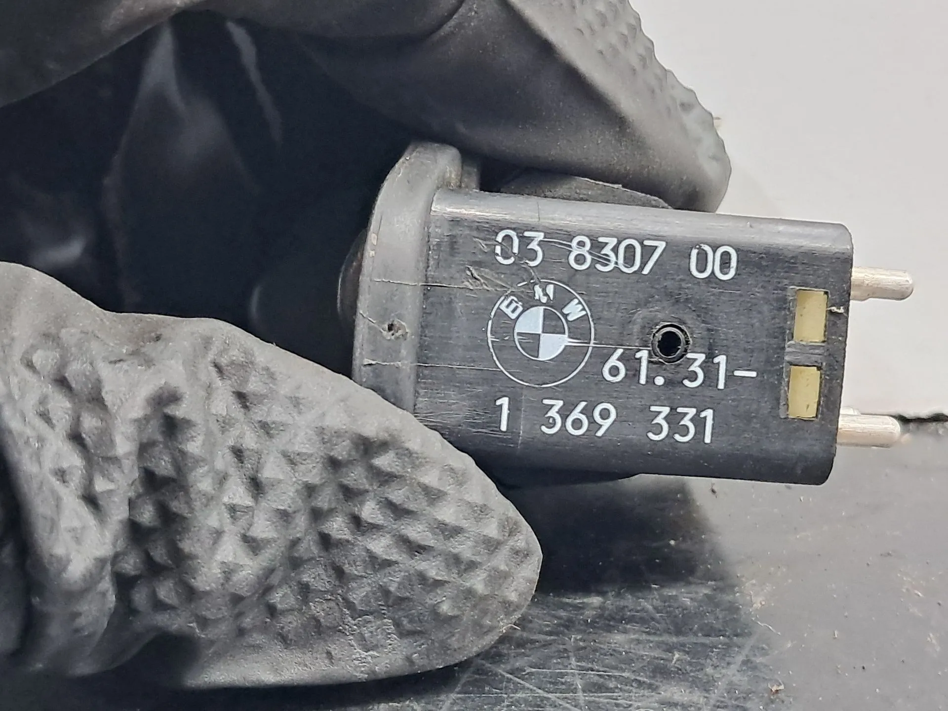 Commande des rétroviseurs BMW 5 (E34) Imagem-4