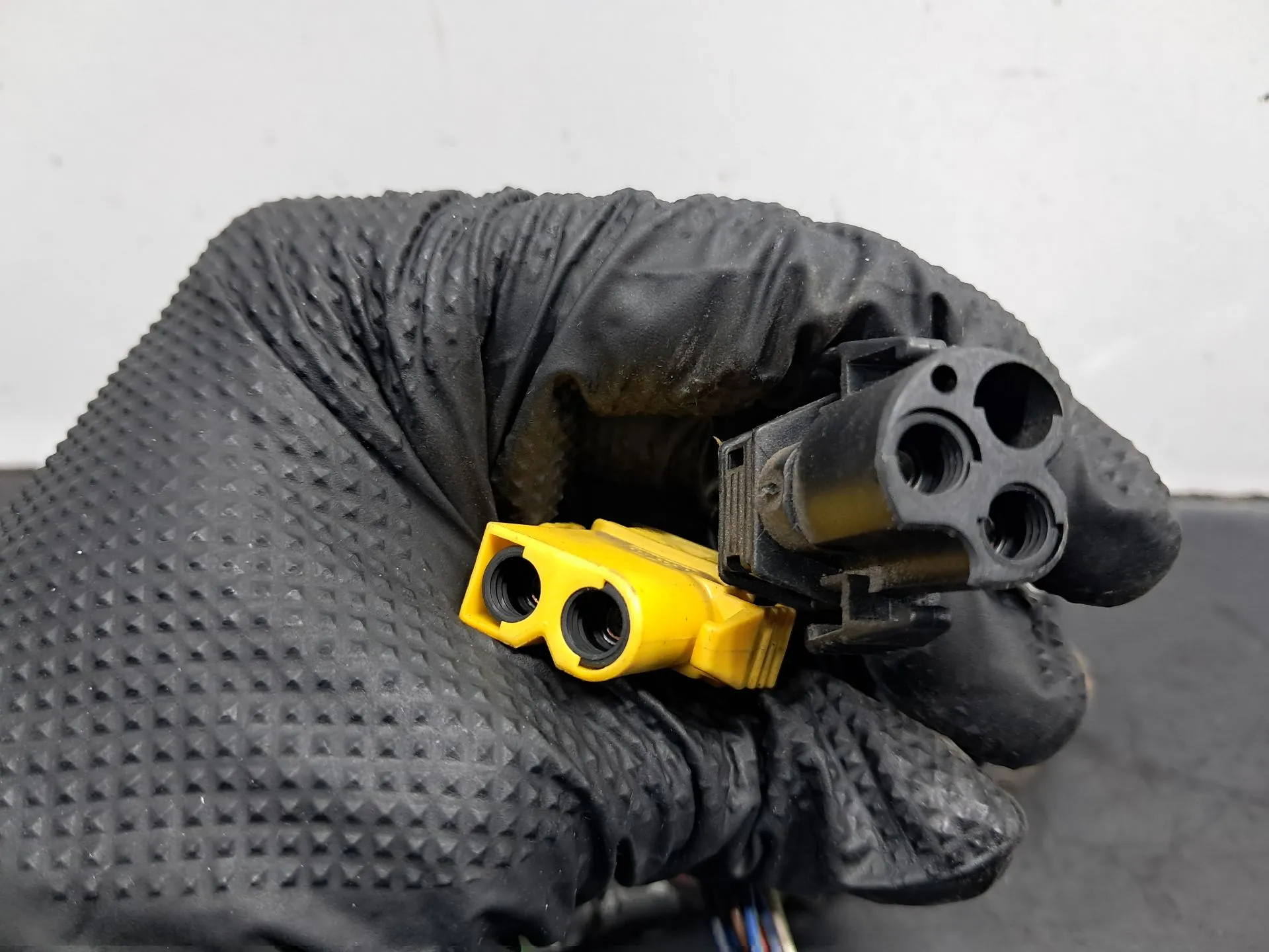 Installation électrique intérieure / câblage intérieur BMW 5 (E34) Imagem-4