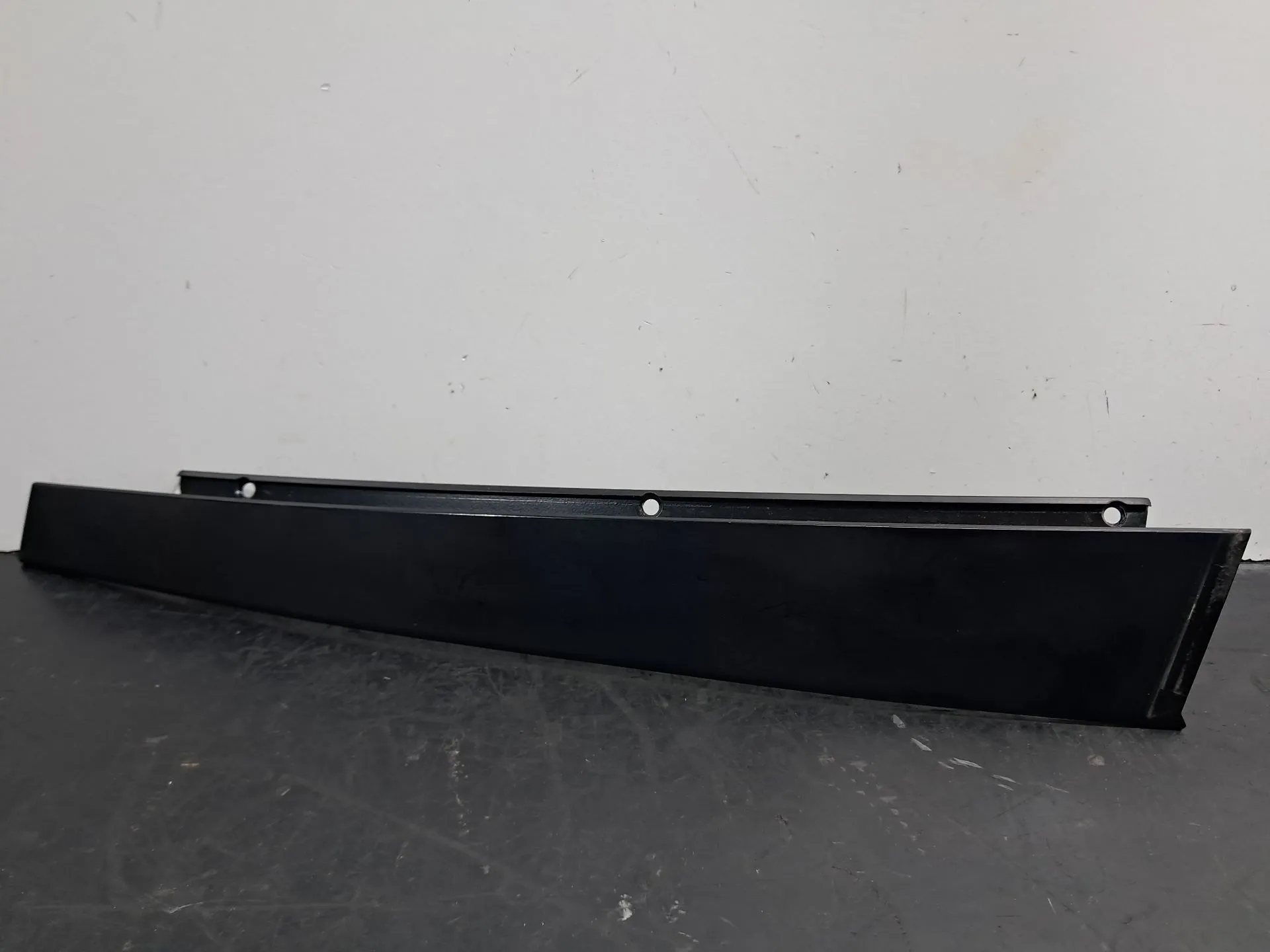 Moulure de porte avant Droite BMW 5 (E34)