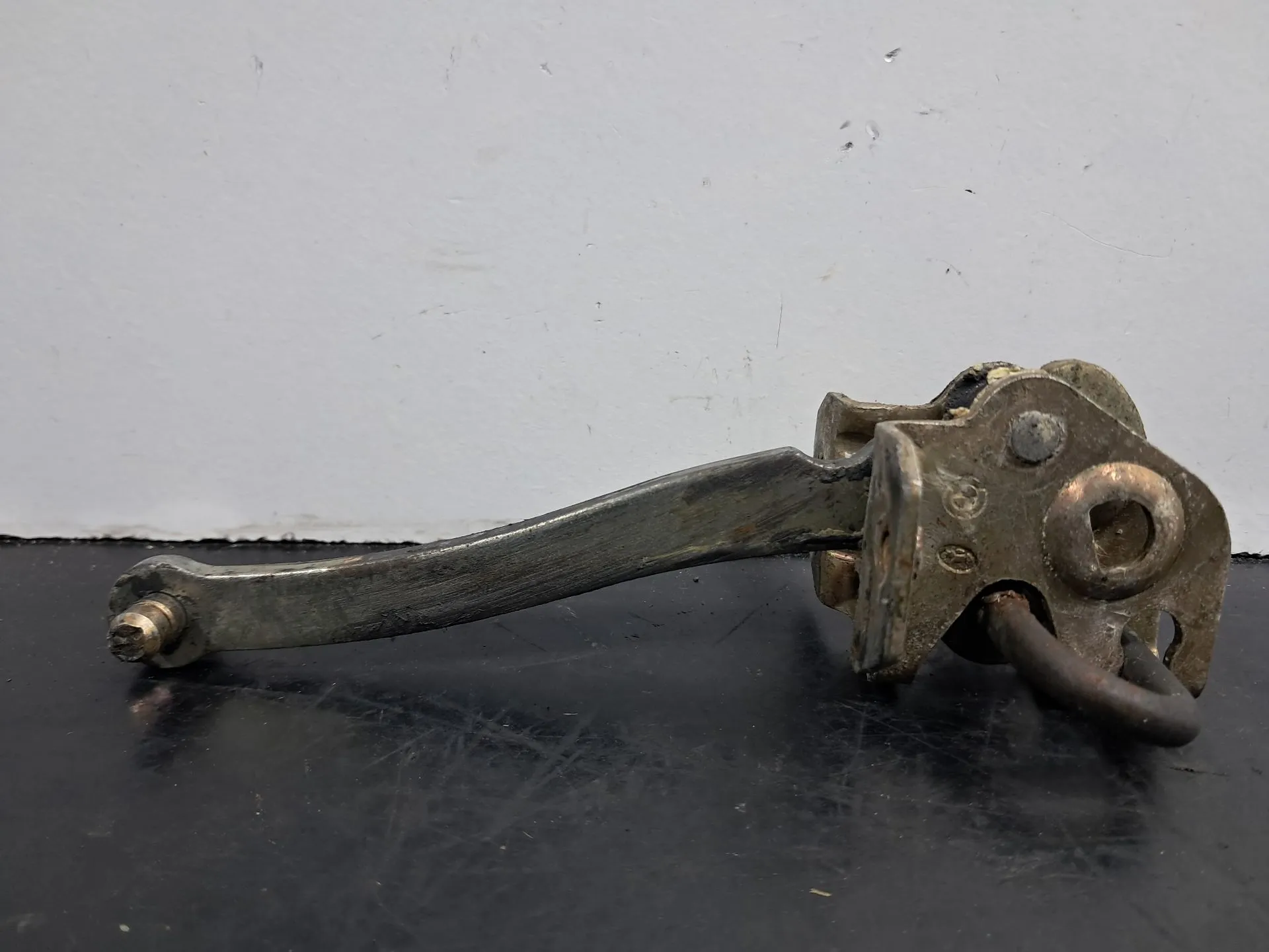 Limiteur de porte Avant Droite BMW 5 (E34) Imagem-2