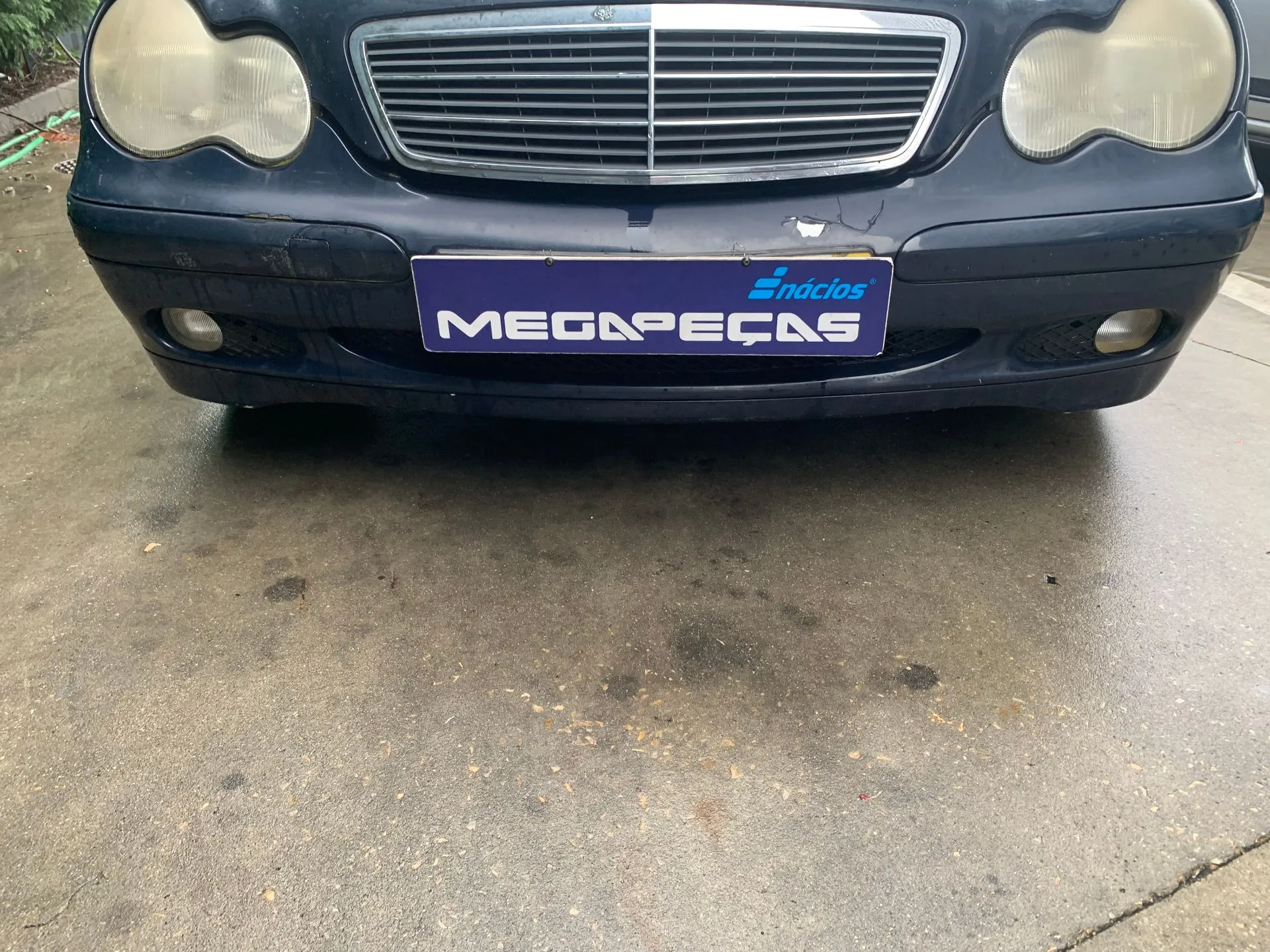 Pára-choques frente MERCEDES-BENZ Classe C (W203)