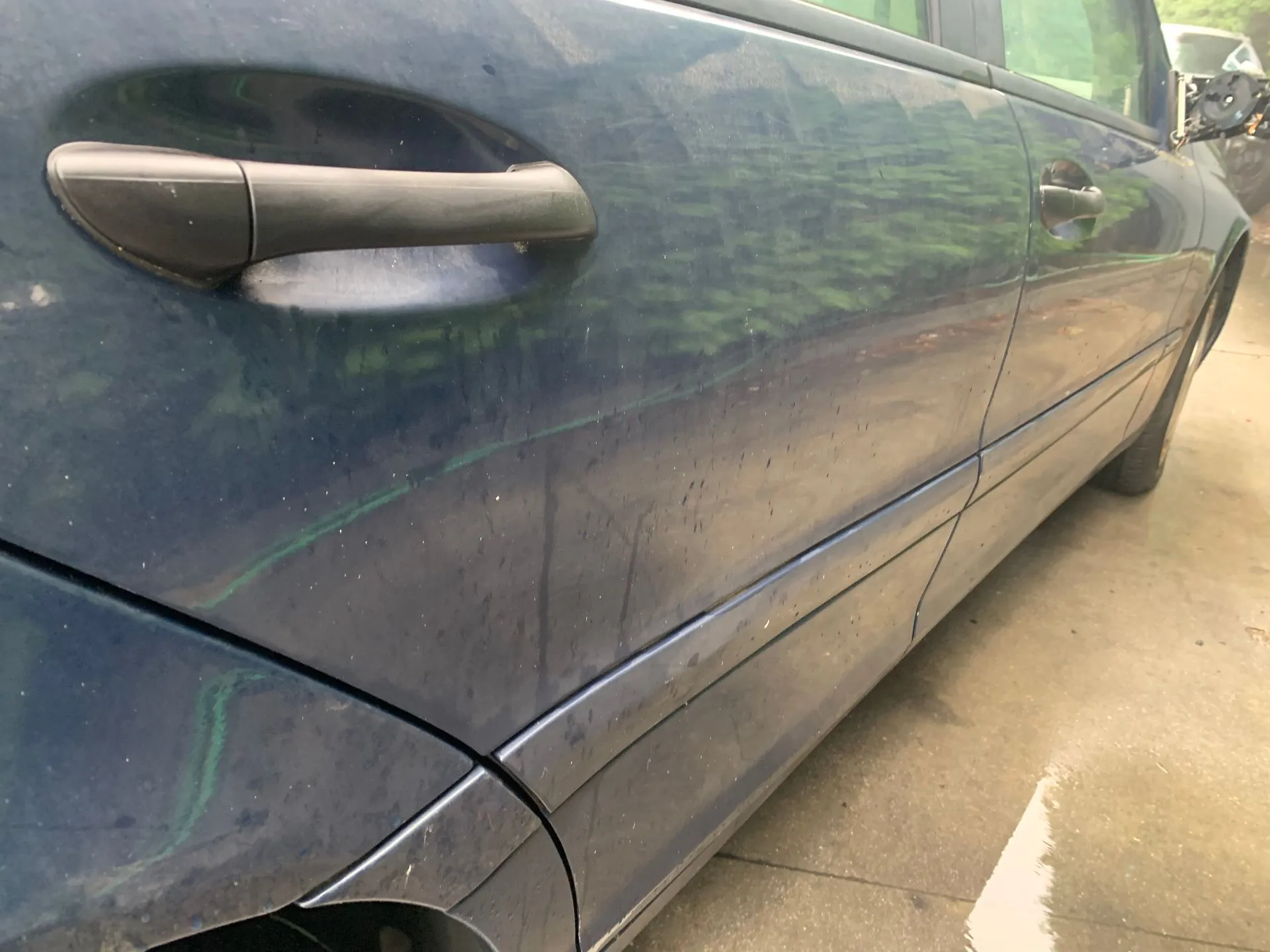 Porta trás direita MERCEDES-BENZ Classe C (W203) Imagem-1