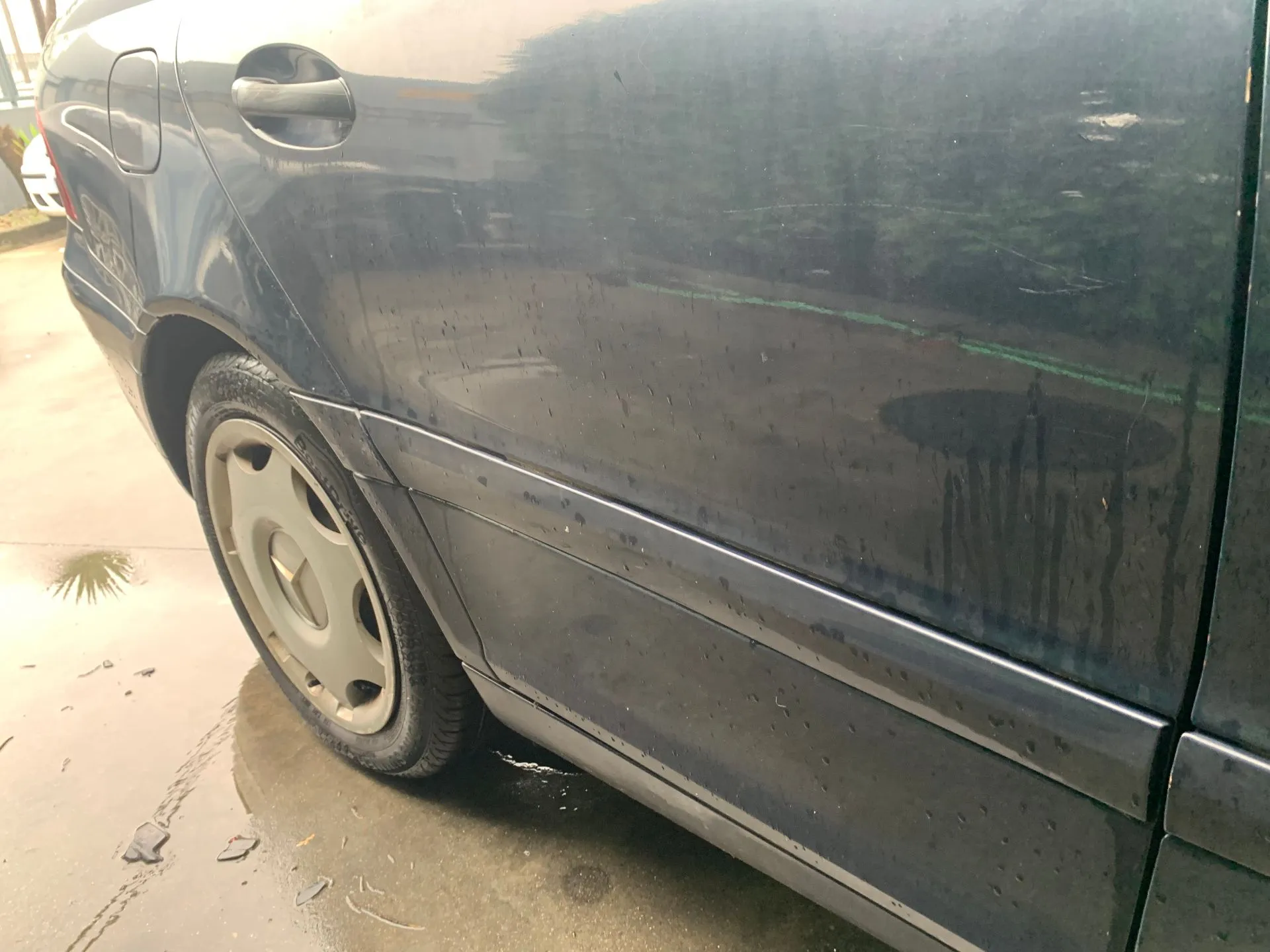 Porta trás direita MERCEDES-BENZ Classe C (W203) Imagem-2