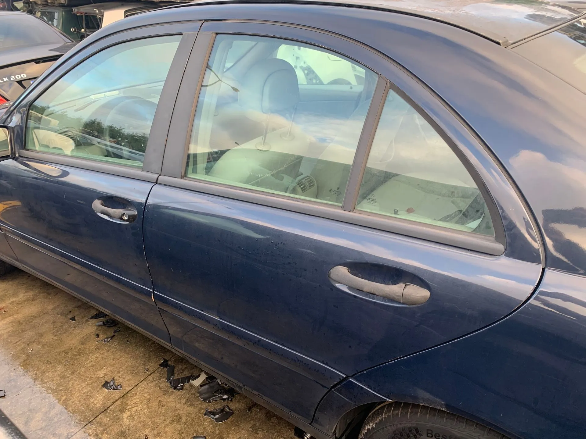 Porta trás esquerda MERCEDES-BENZ Classe C (W203)