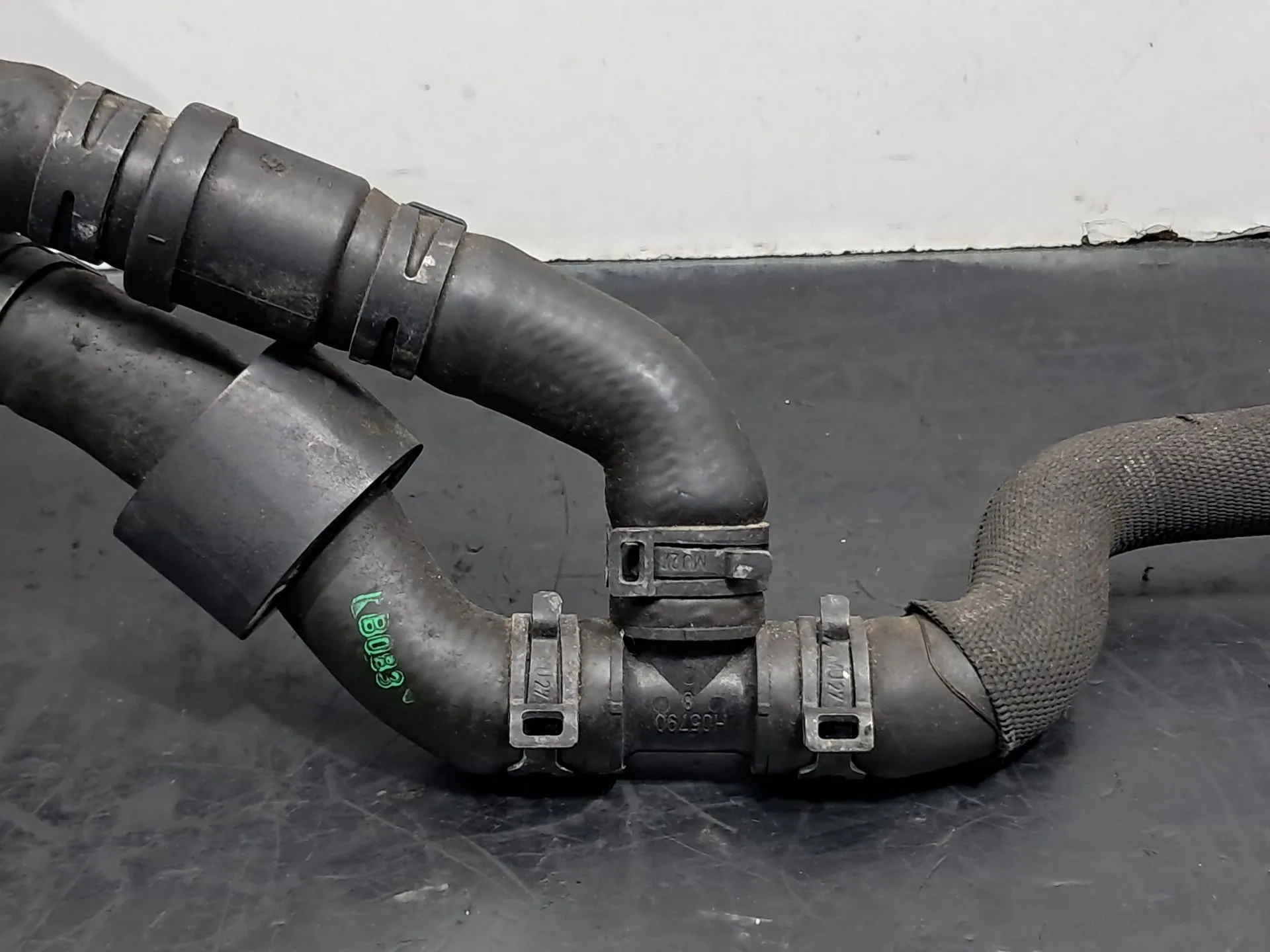 Tubo acqua AUDI Q5 (8R) Imagem-2