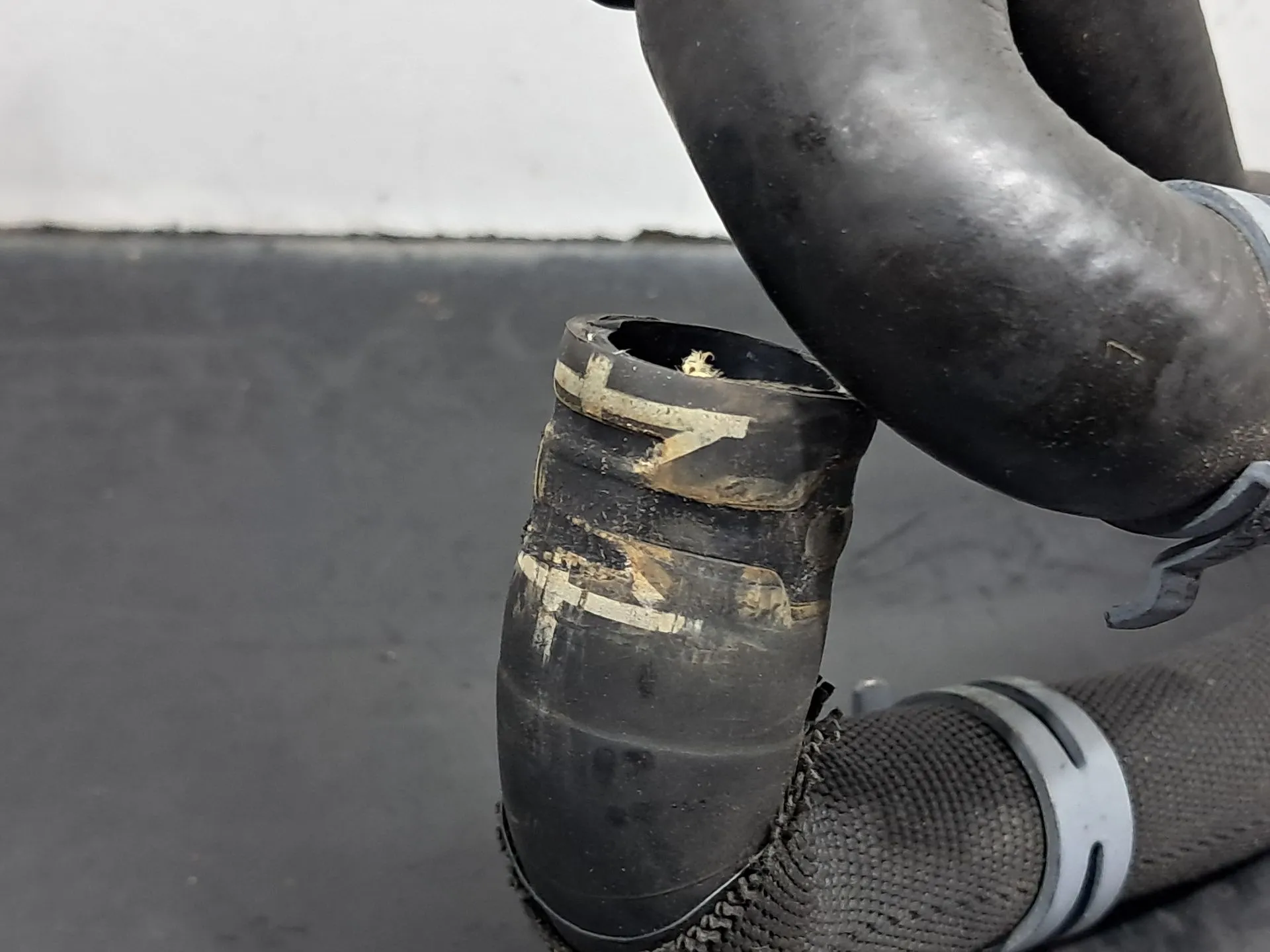 Tubo acqua AUDI Q5 (8R) Imagem-8