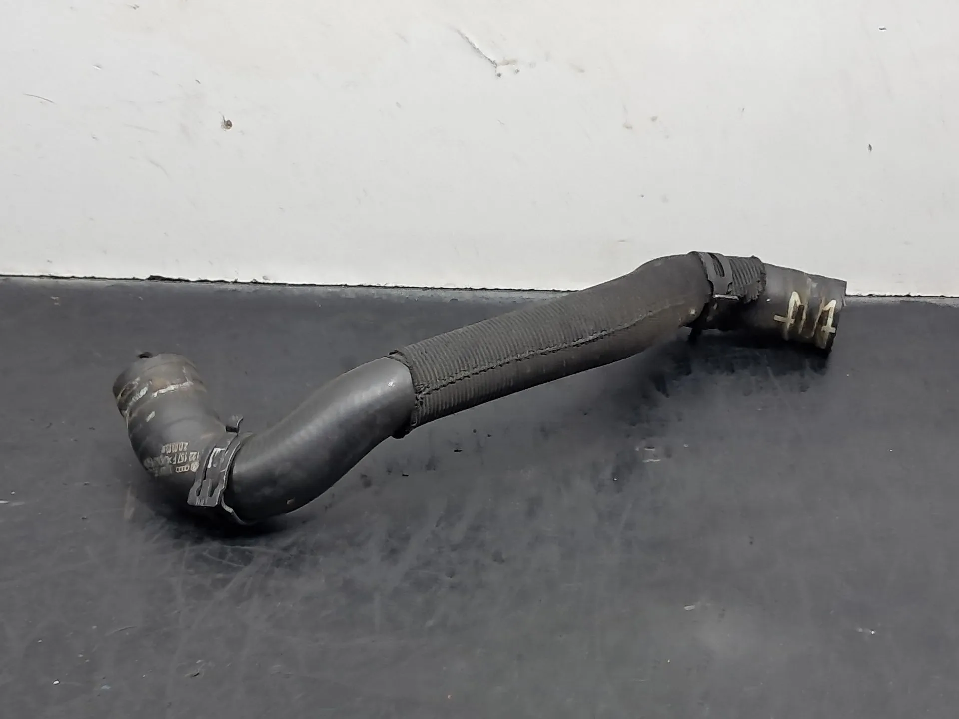 Tubo de agua AUDI Q5 (8R)