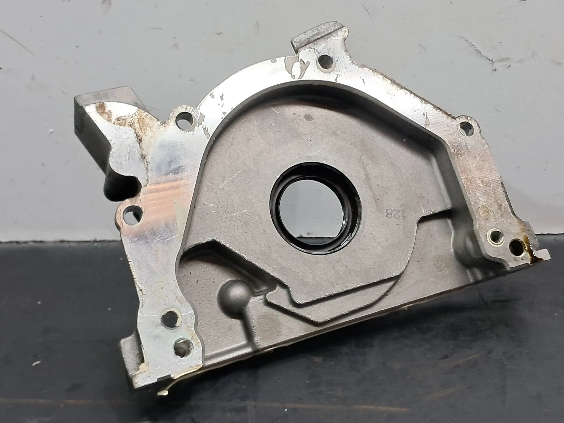 Couvercle de Carter de distribution AUDI A4 (8K2, B8) Imagem-2