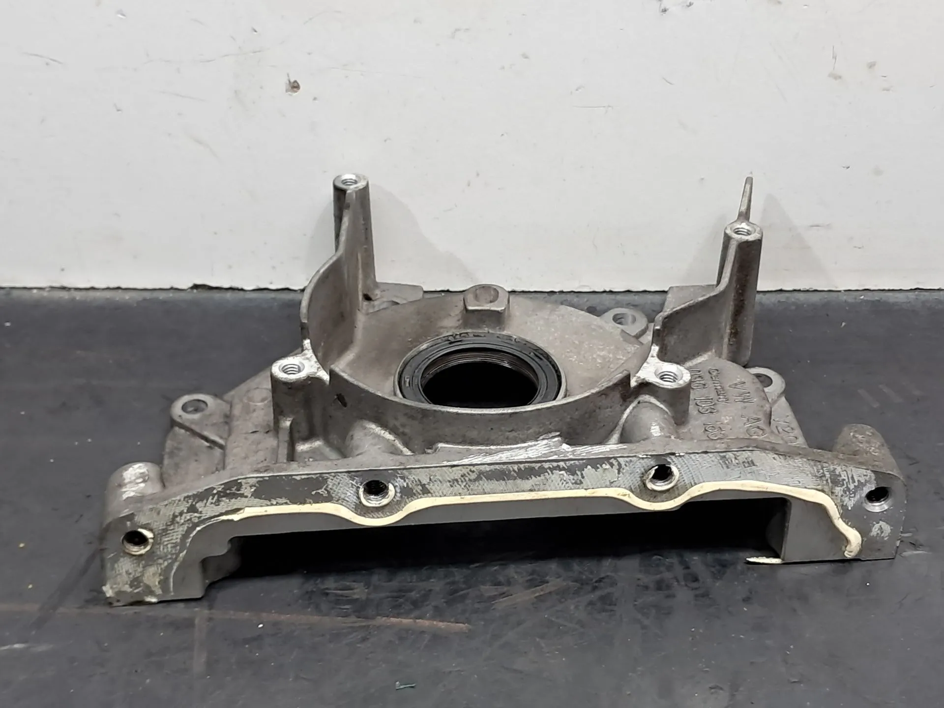 Couvercle de Carter de distribution AUDI A4 (8K2, B8) Imagem-3