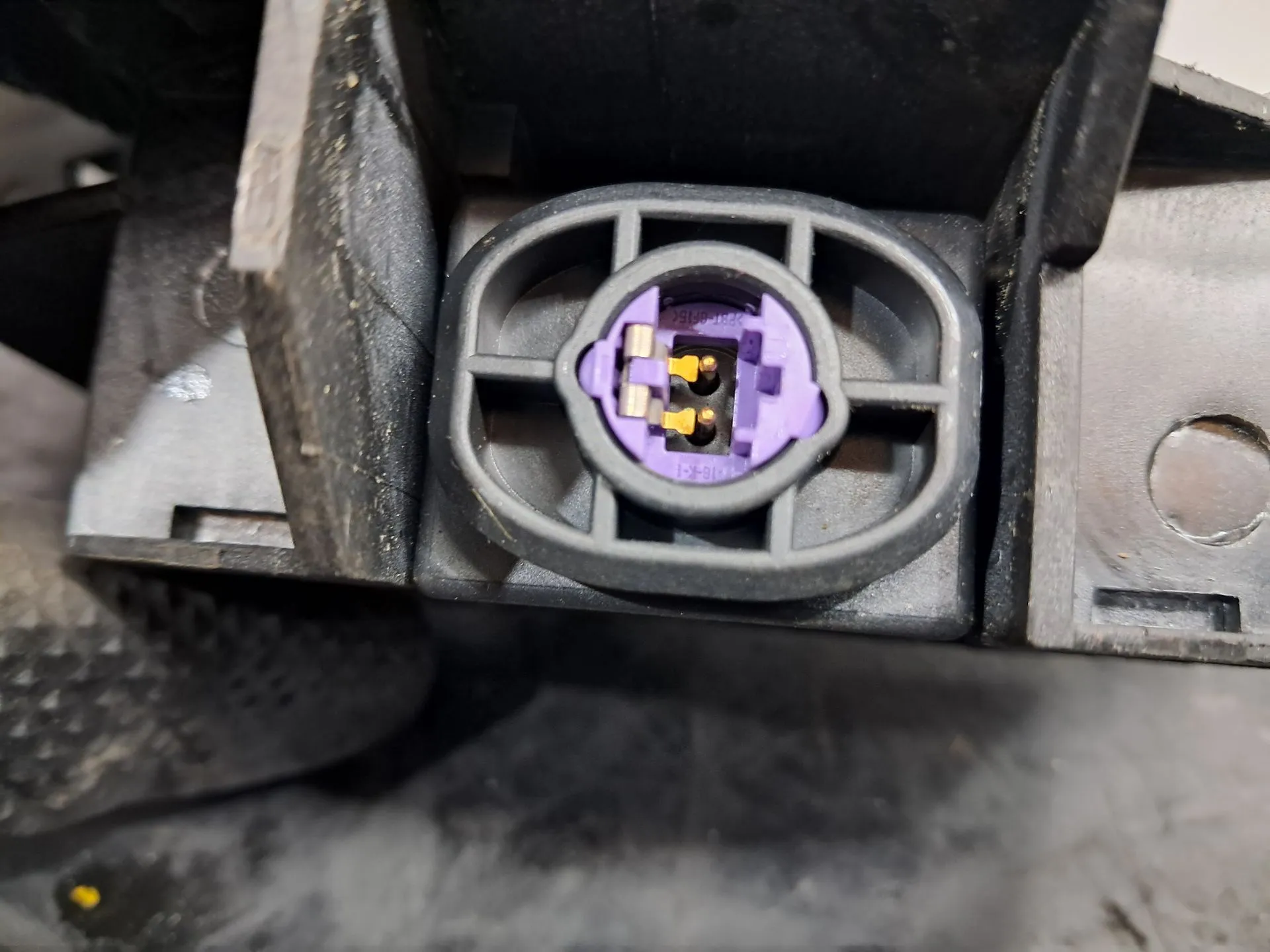 Terminal / cable positivo de la batería AUDI A1 (8X1, 8XK) Imagem-4