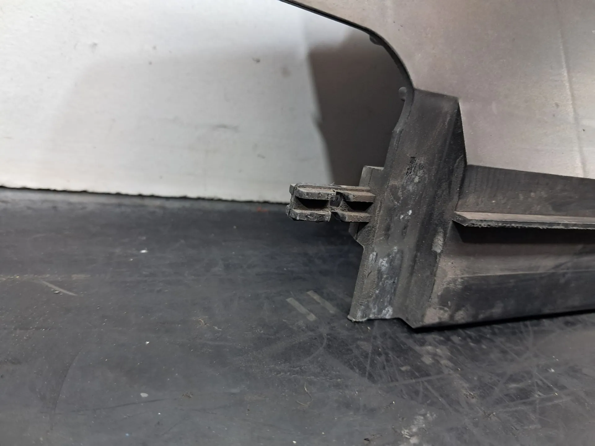 Tampa / cobertura genérica RENAULT Kangoo Express (FW0/1_) Imagem-4