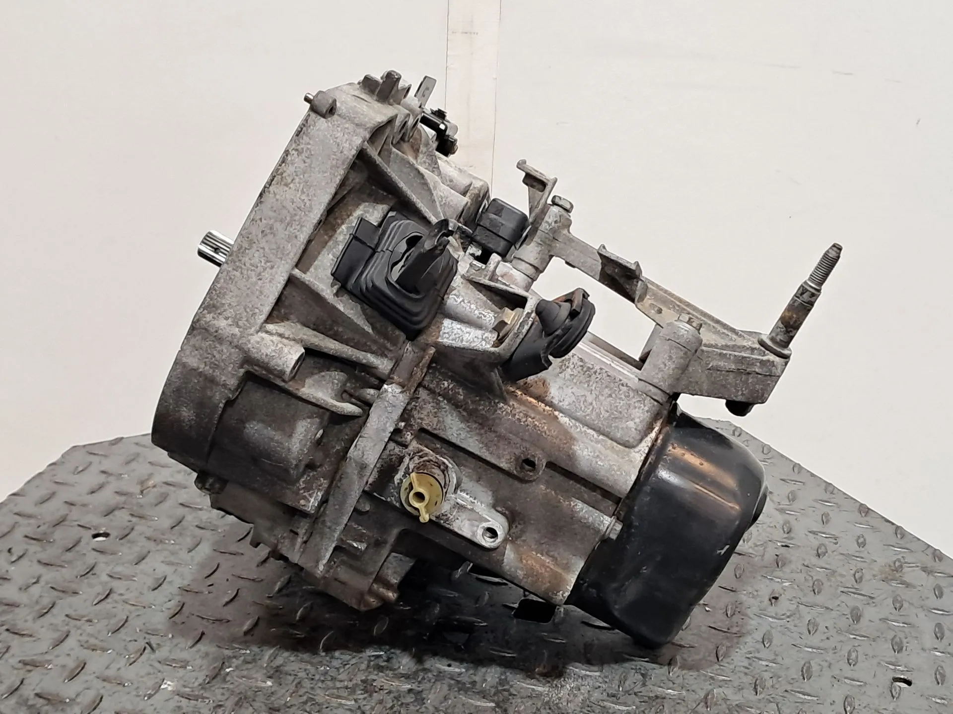 Caixa de velocidades manual RENAULT Clio II (BB0/1/2_, CB0/1/2_) Imagem-1