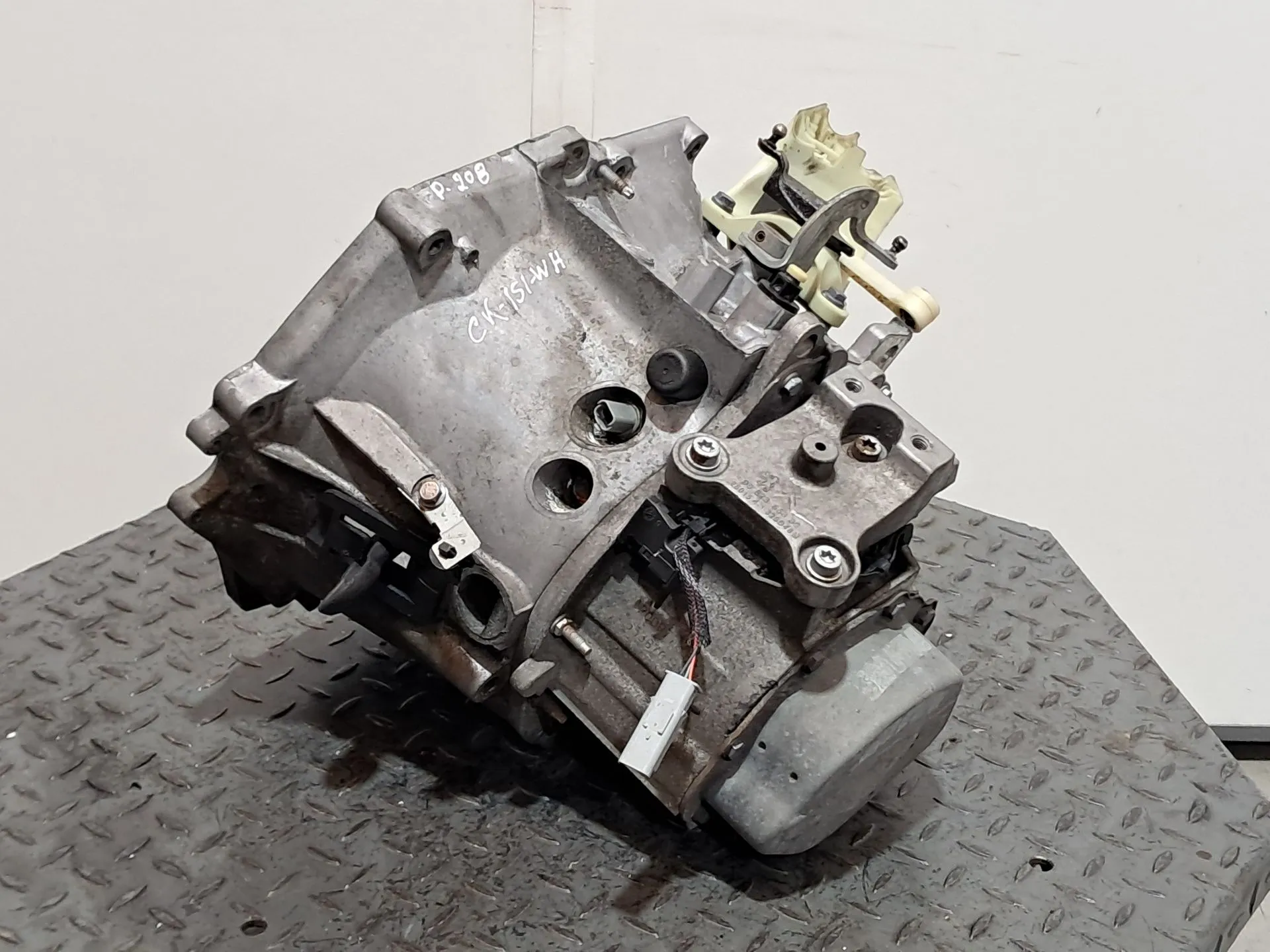 Caixa de velocidades manual PEUGEOT 208 Imagem-2