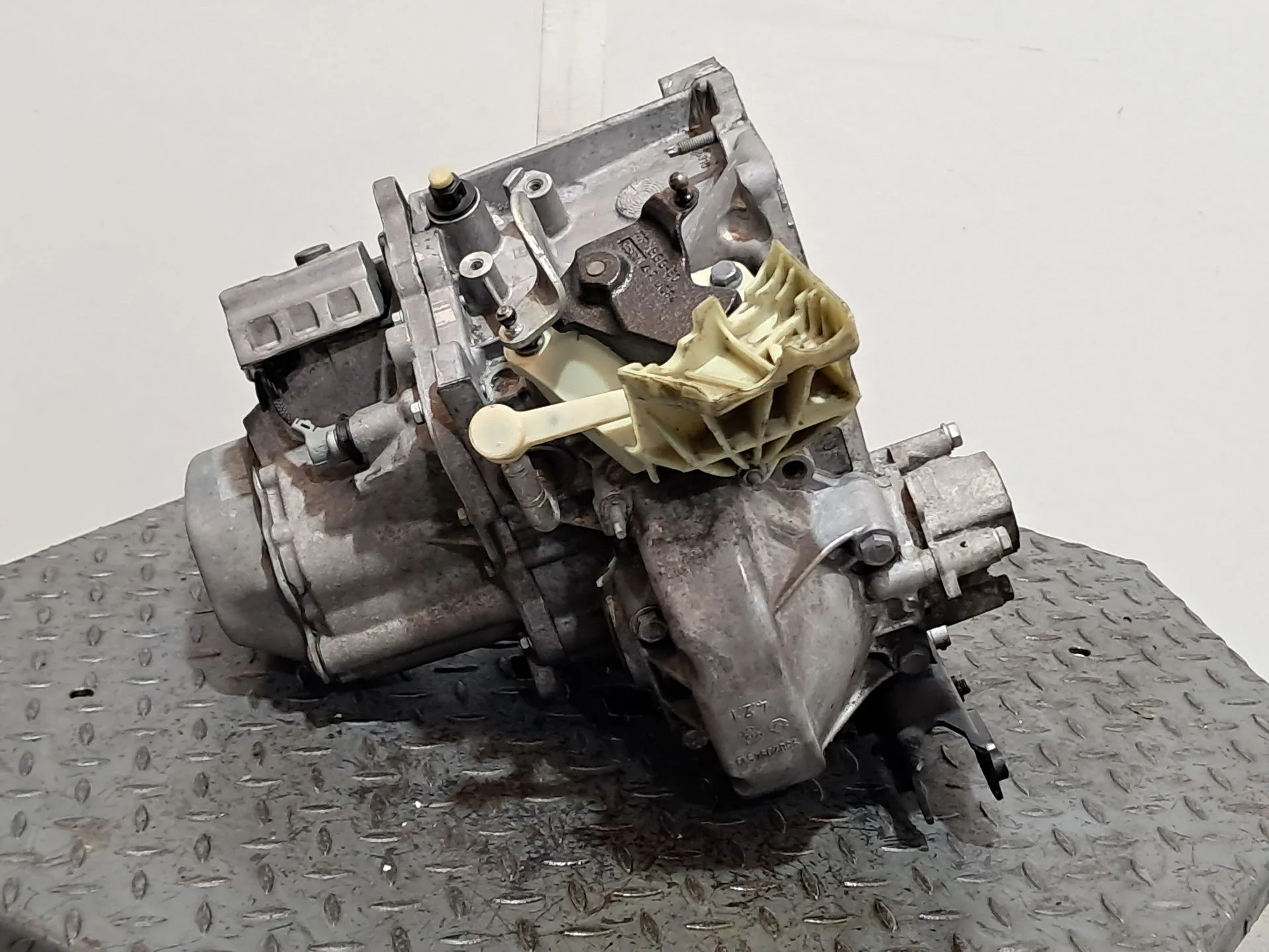 Caixa de velocidades manual PEUGEOT 208 Imagem-8