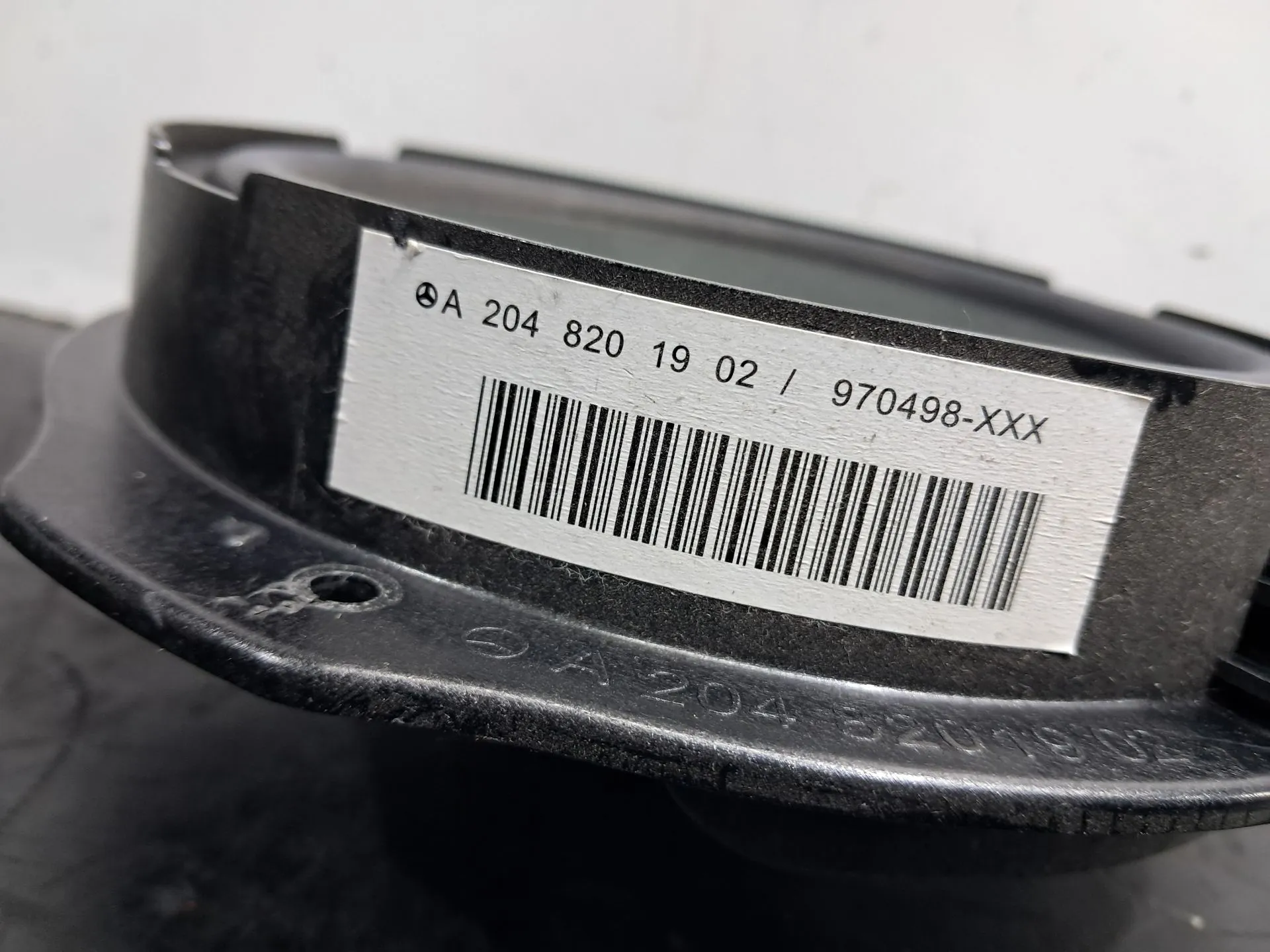 Colonne de son MERCEDES-BENZ Classe E Coupé (C207) Imagem-2