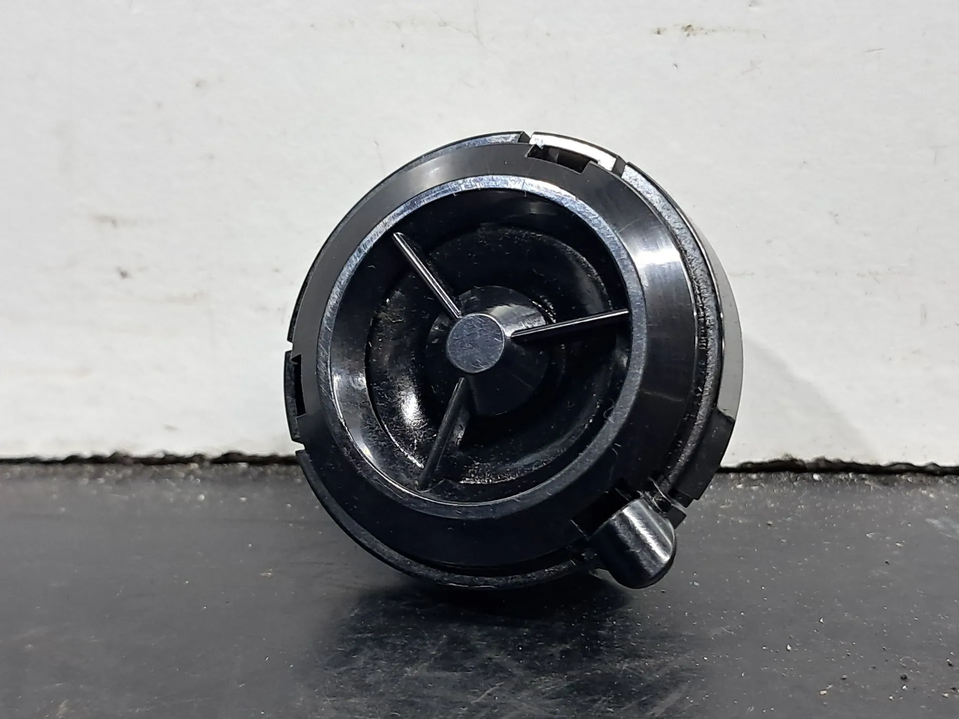 Colonne de son MERCEDES-BENZ Classe E Coupé (C207)