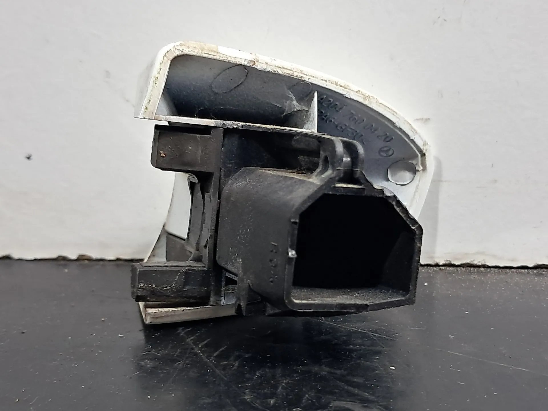 Cache poignée de porte Droite MERCEDES-BENZ Classe E Coupé (C207) Imagem-2