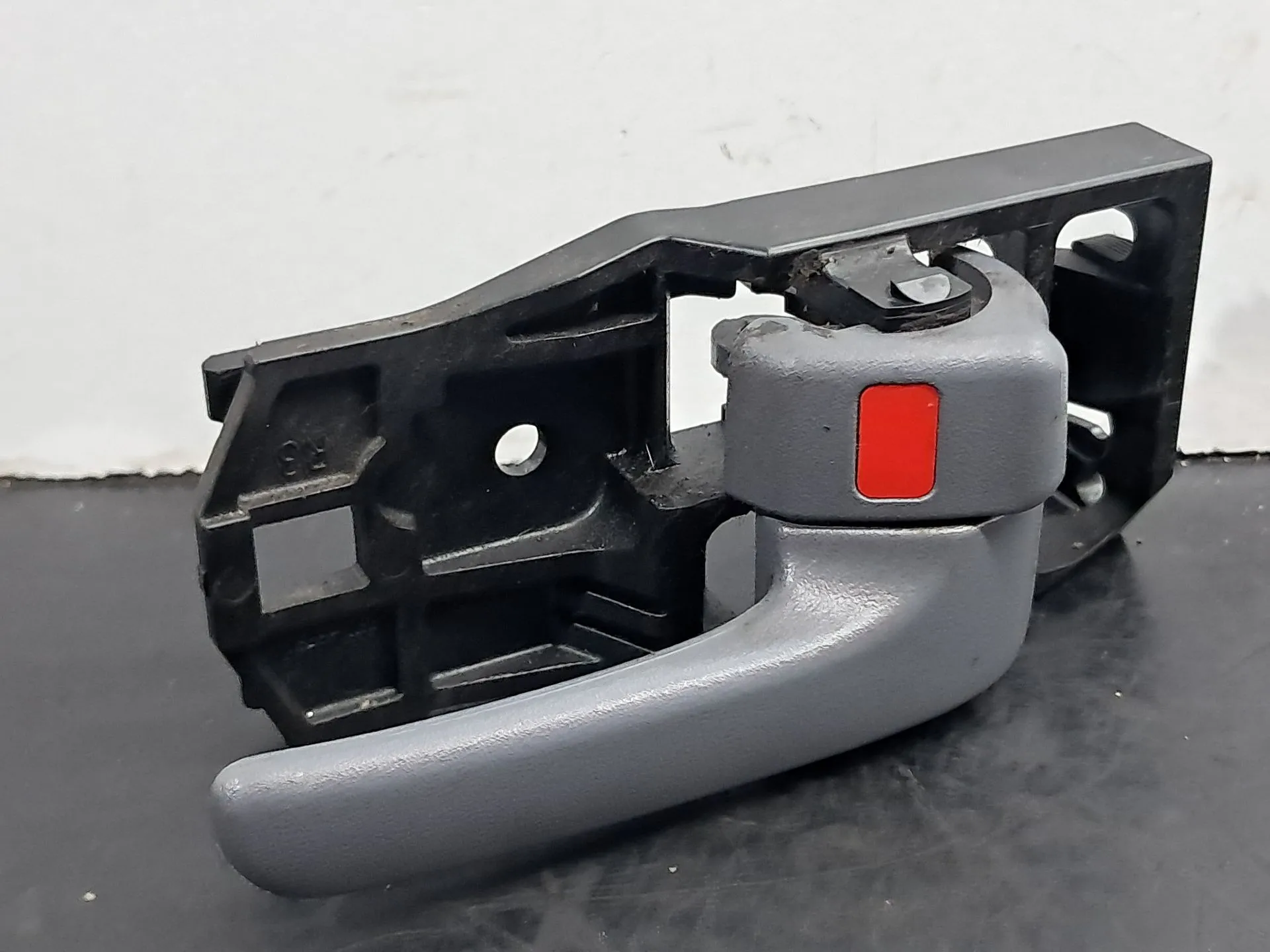 Maniglia interna porta anteriore destra TOYOTA RAV4 II (_A2_)