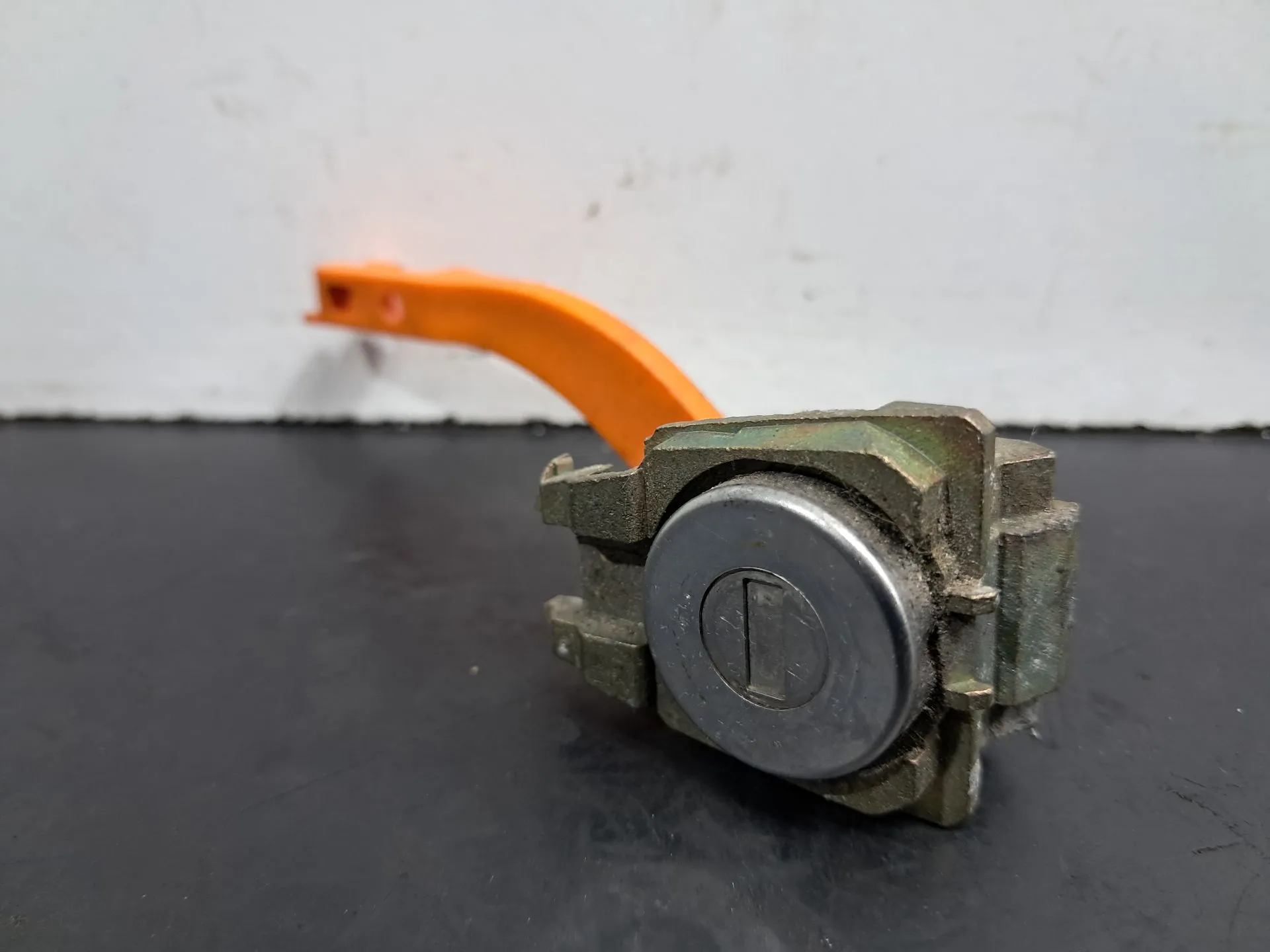 Canhão de porta TOYOTA RAV4 II (_A2_) Imagem-1