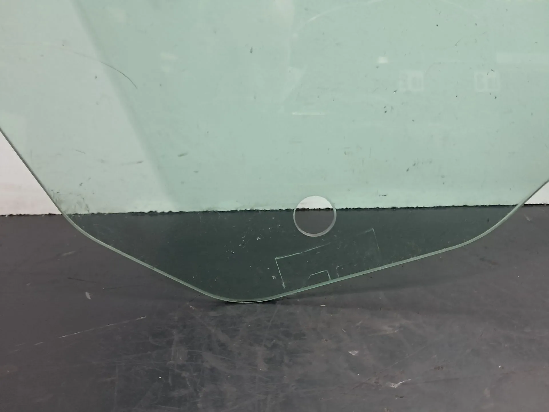 Right front door glass AUDI TT (8J3) Imagem-1