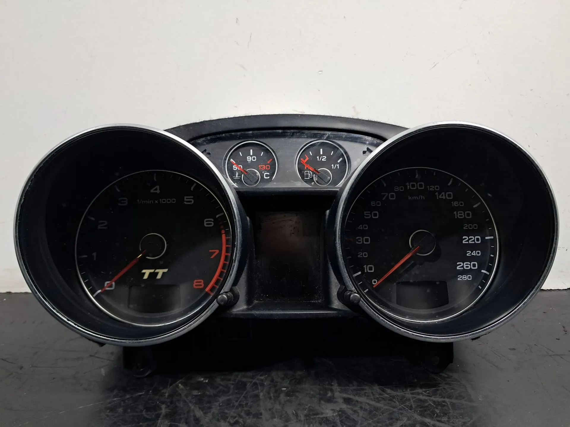Instrument cluster AUDI TT (8J3)