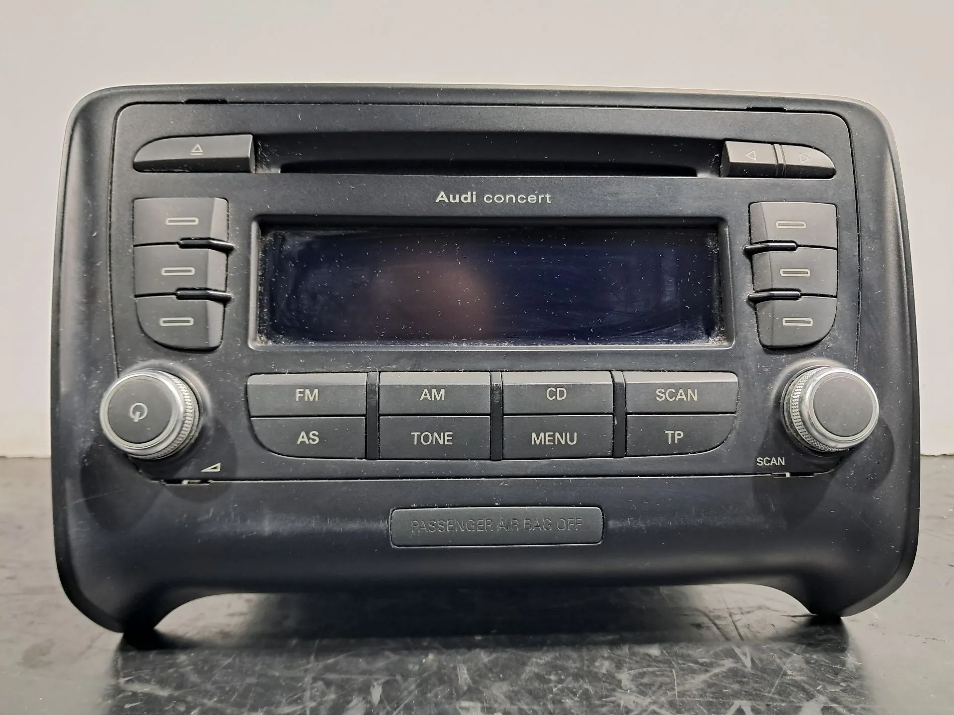 Rádio / auto-rádio AUDI TT (8J3) Imagem-1