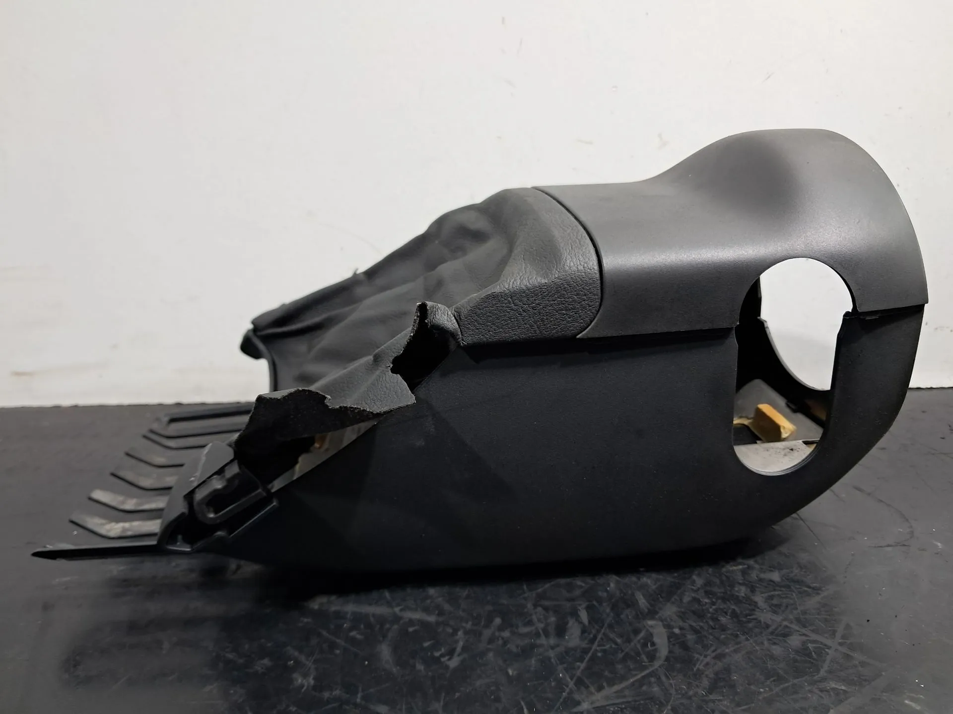 Blindaje de la columna de dirección / plásticos del volante AUDI TT (8J3) Imagem-2