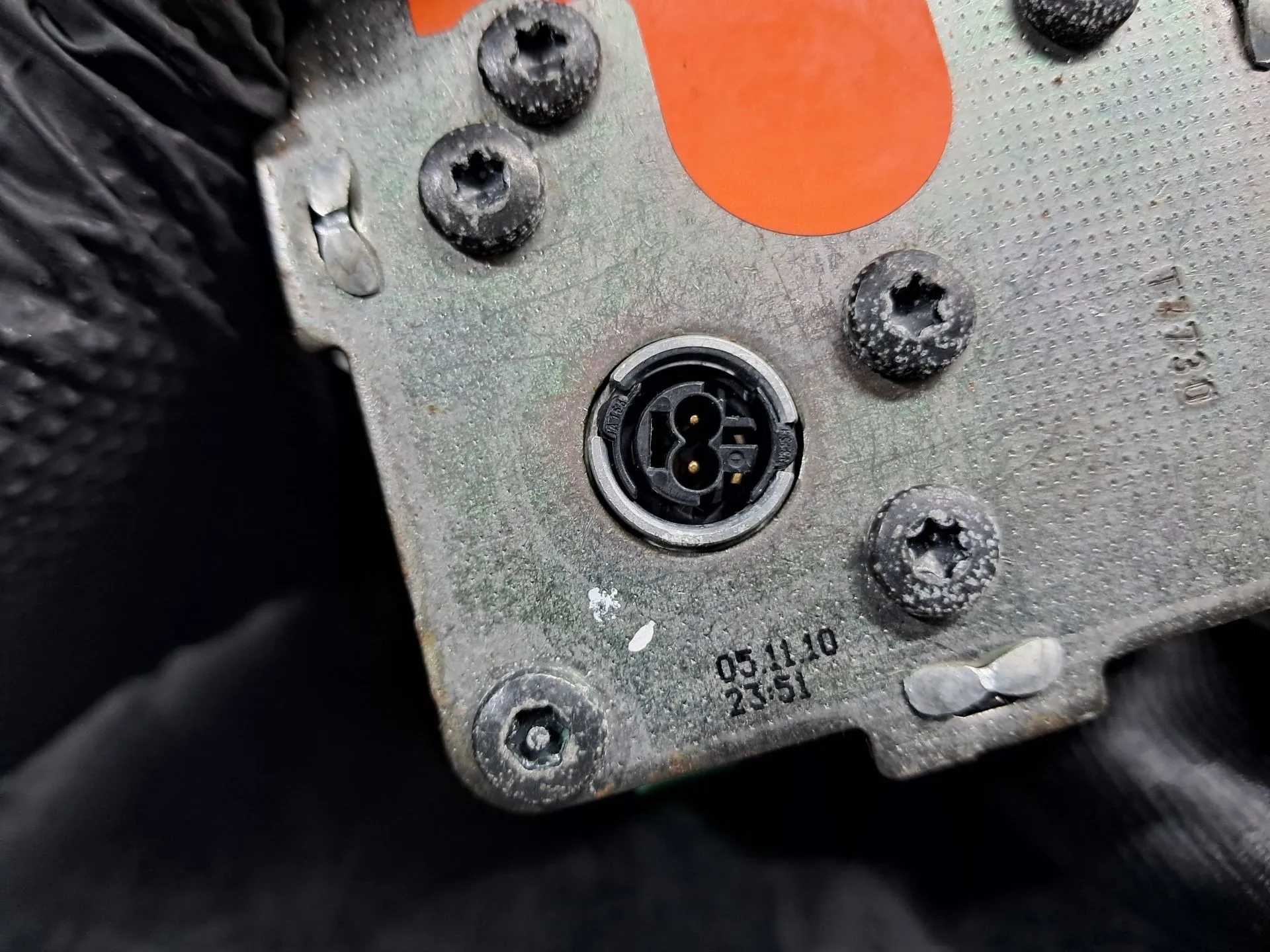 Pretensor cinturón Trasero Izquierdo AUDI TT (8J3) Imagem-2