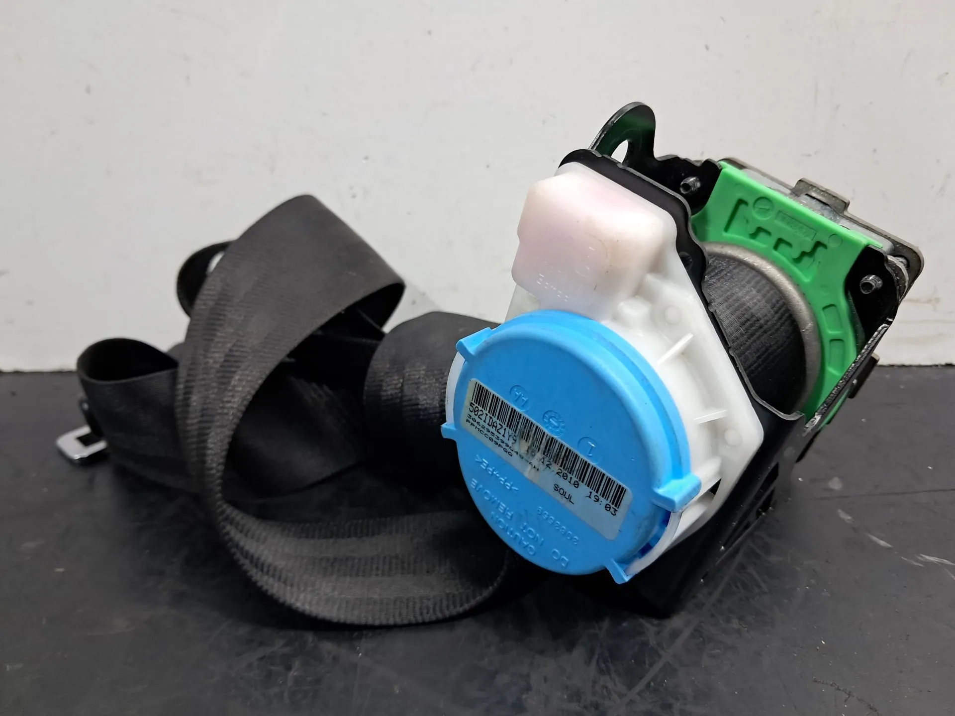 Pretensor cinturón Trasero Izquierdo AUDI TT (8J3) Imagem-3