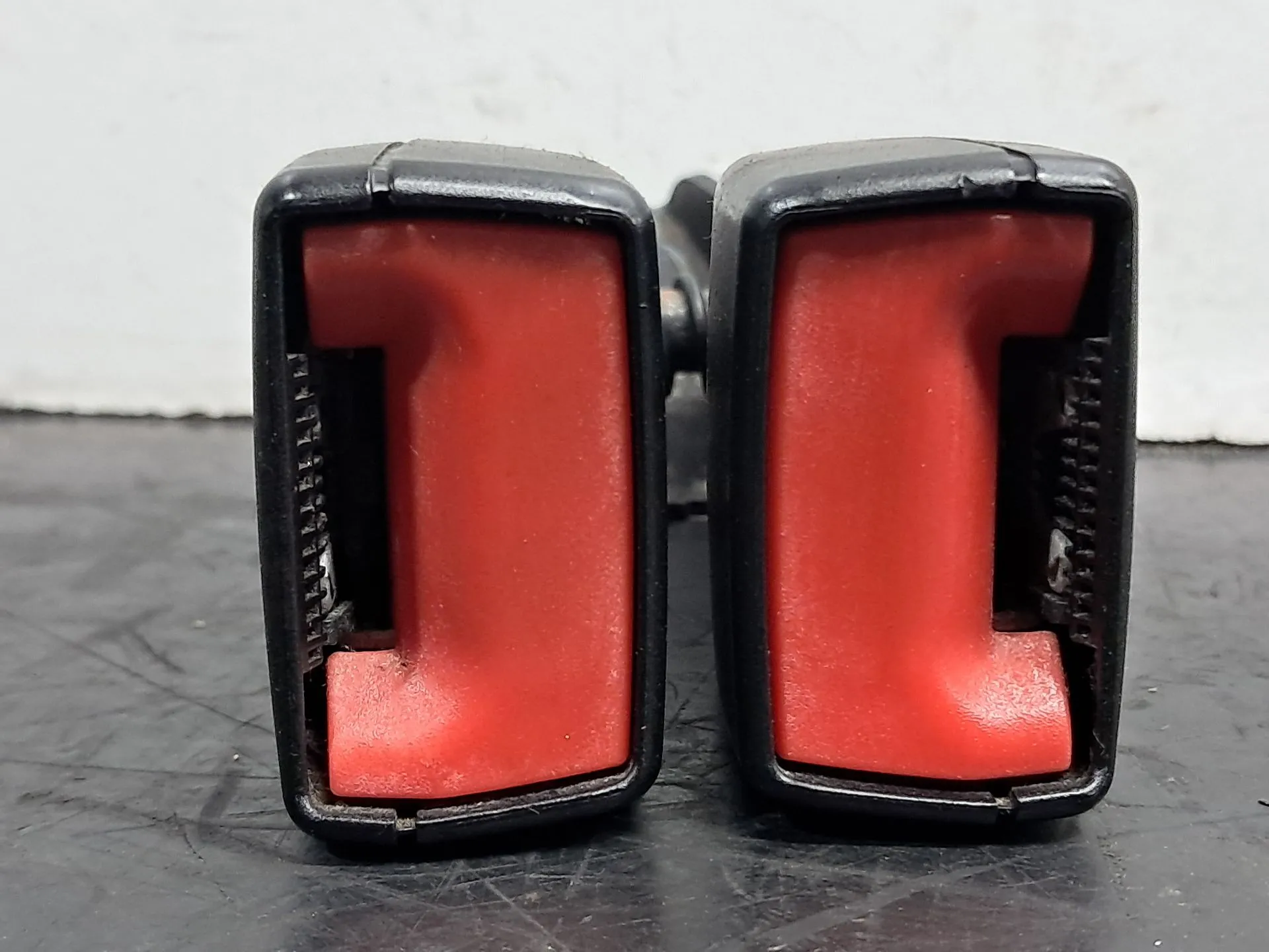 Cablaggio cintura di sicurezza AUDI TT (8J3) Imagem-1