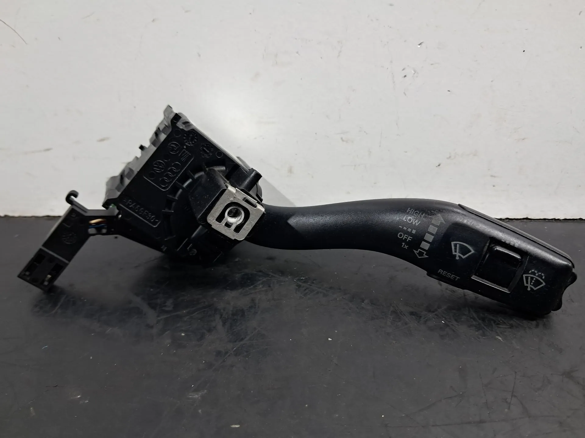 Wiper control stalk AUDI TT (8J3)