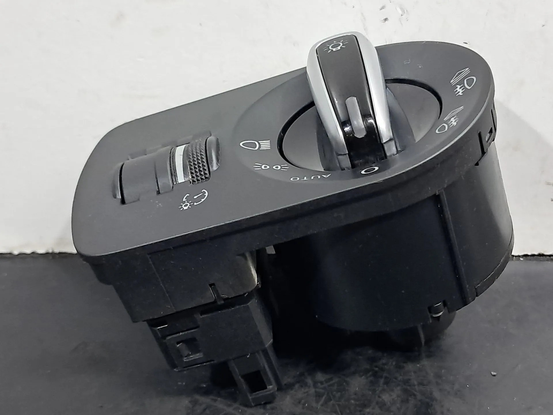 Pulsante / interruttore luci AUDI TT (8J3) Imagem-5