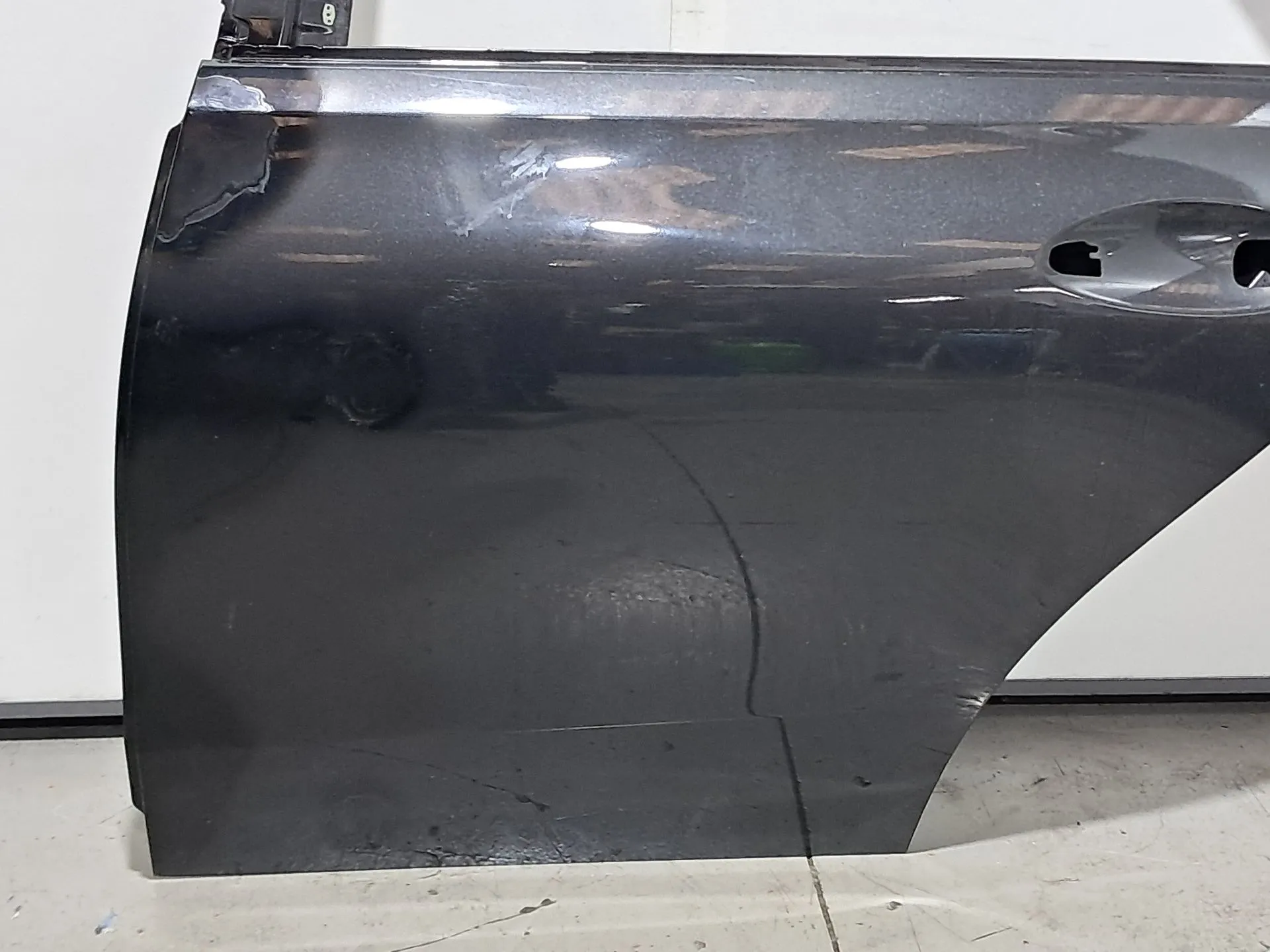 Porte arrière gauche MERCEDES-BENZ Classe C (W206) Imagem-1