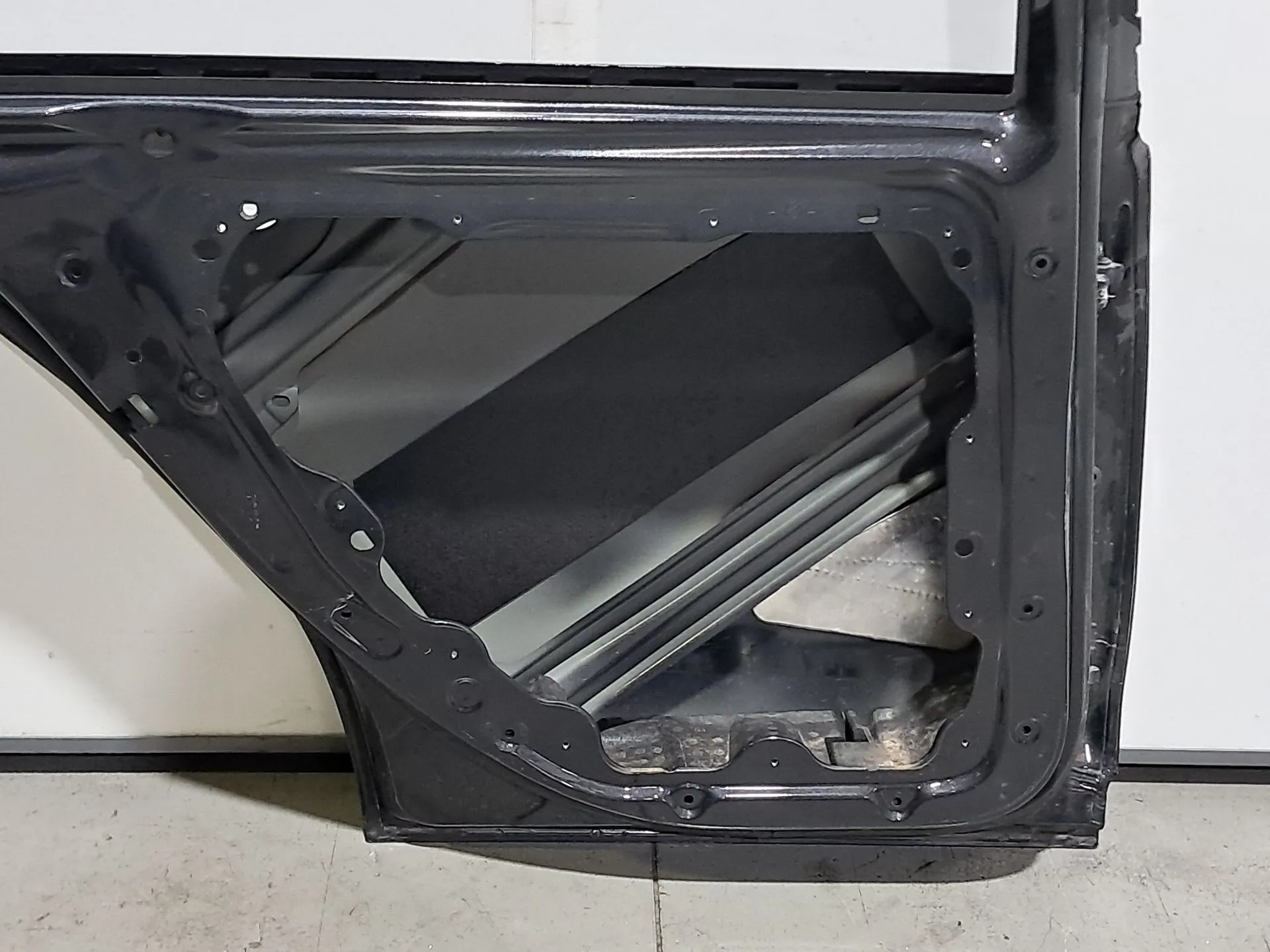 Porte arrière gauche MERCEDES-BENZ Classe C (W206) Imagem-7