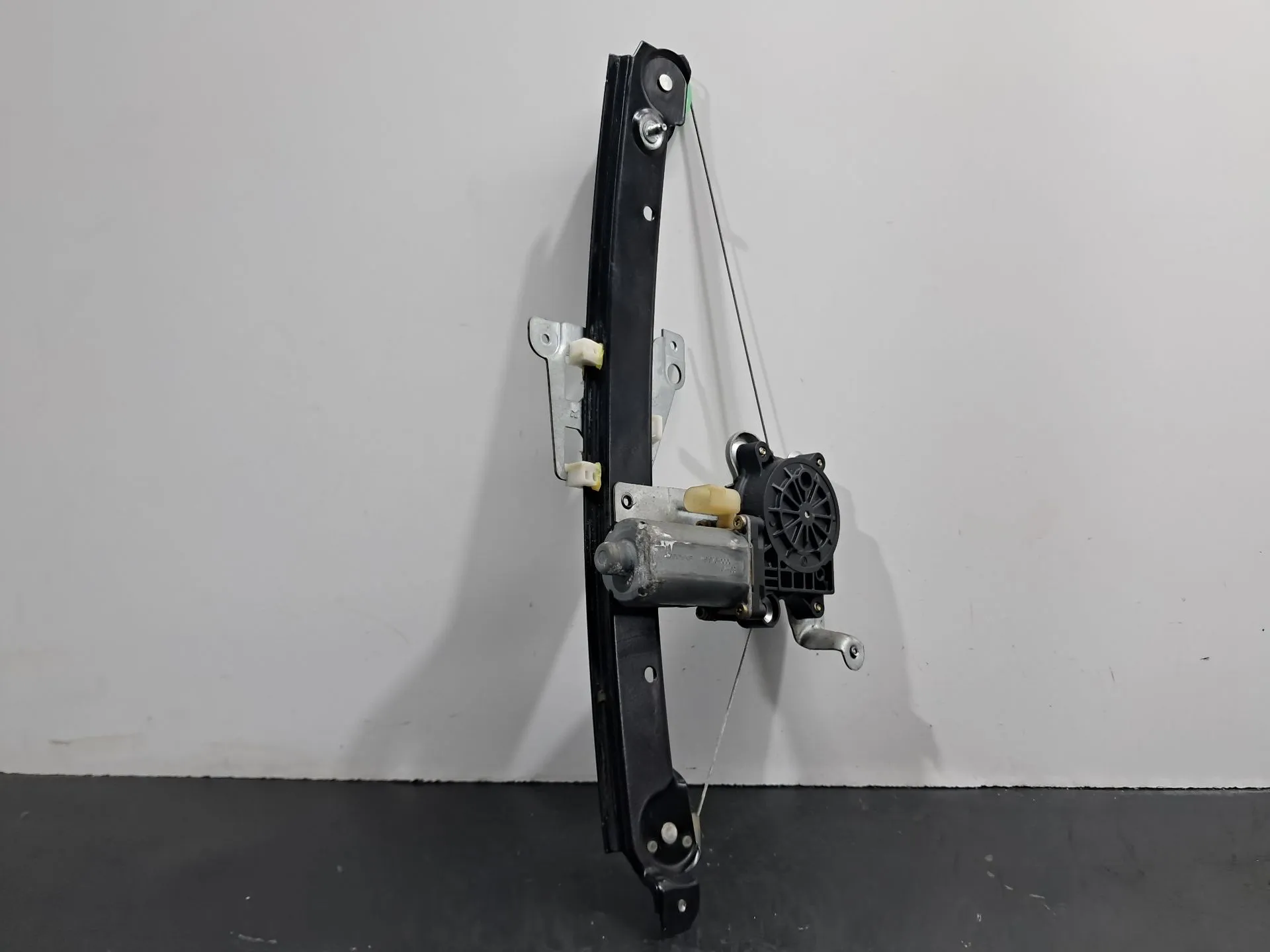 Alzavetro posteriore destro VOLVO S60 I (384)