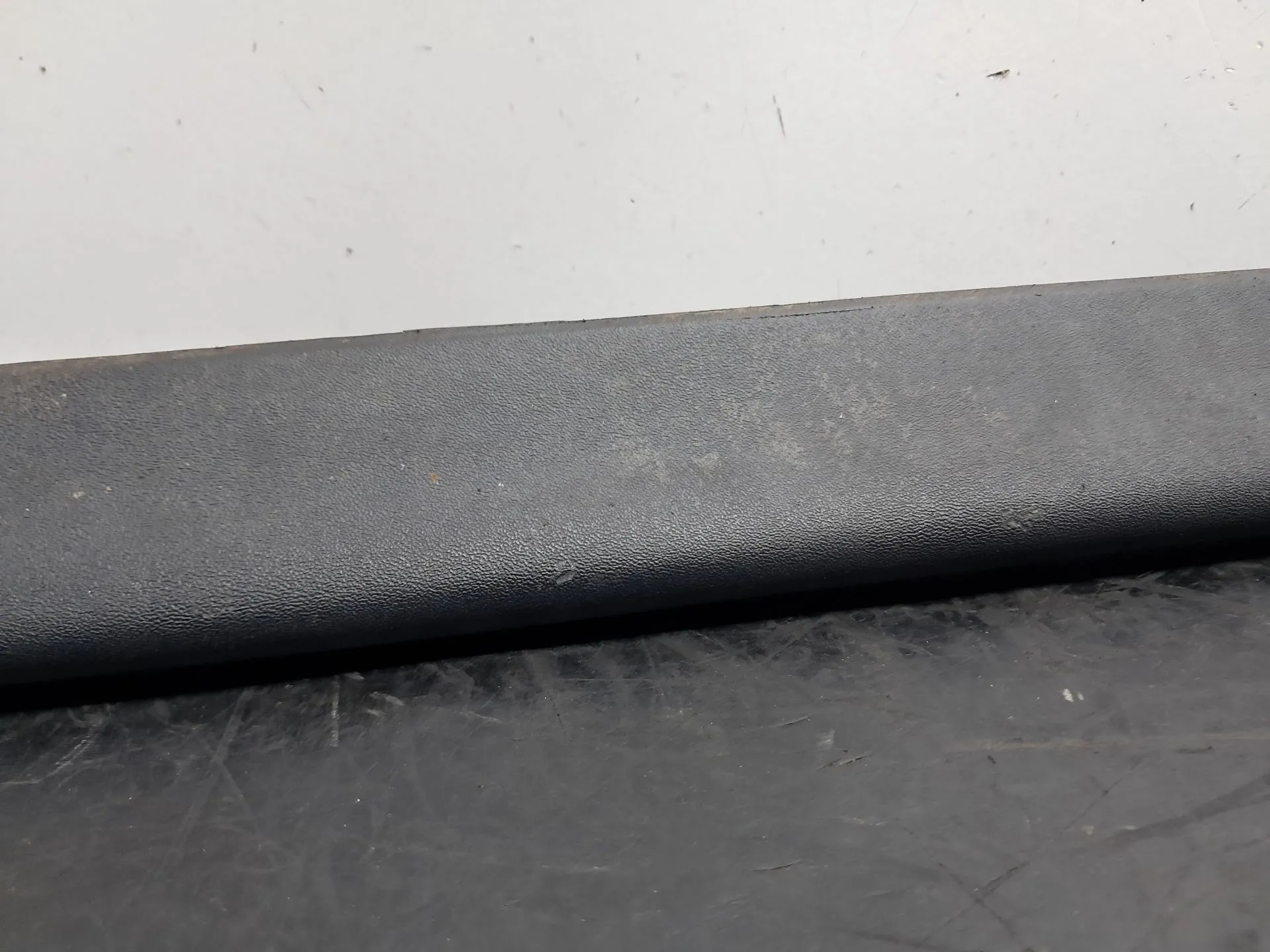 Friso da porta frente direita VOLVO S60 I (384) Imagem-4