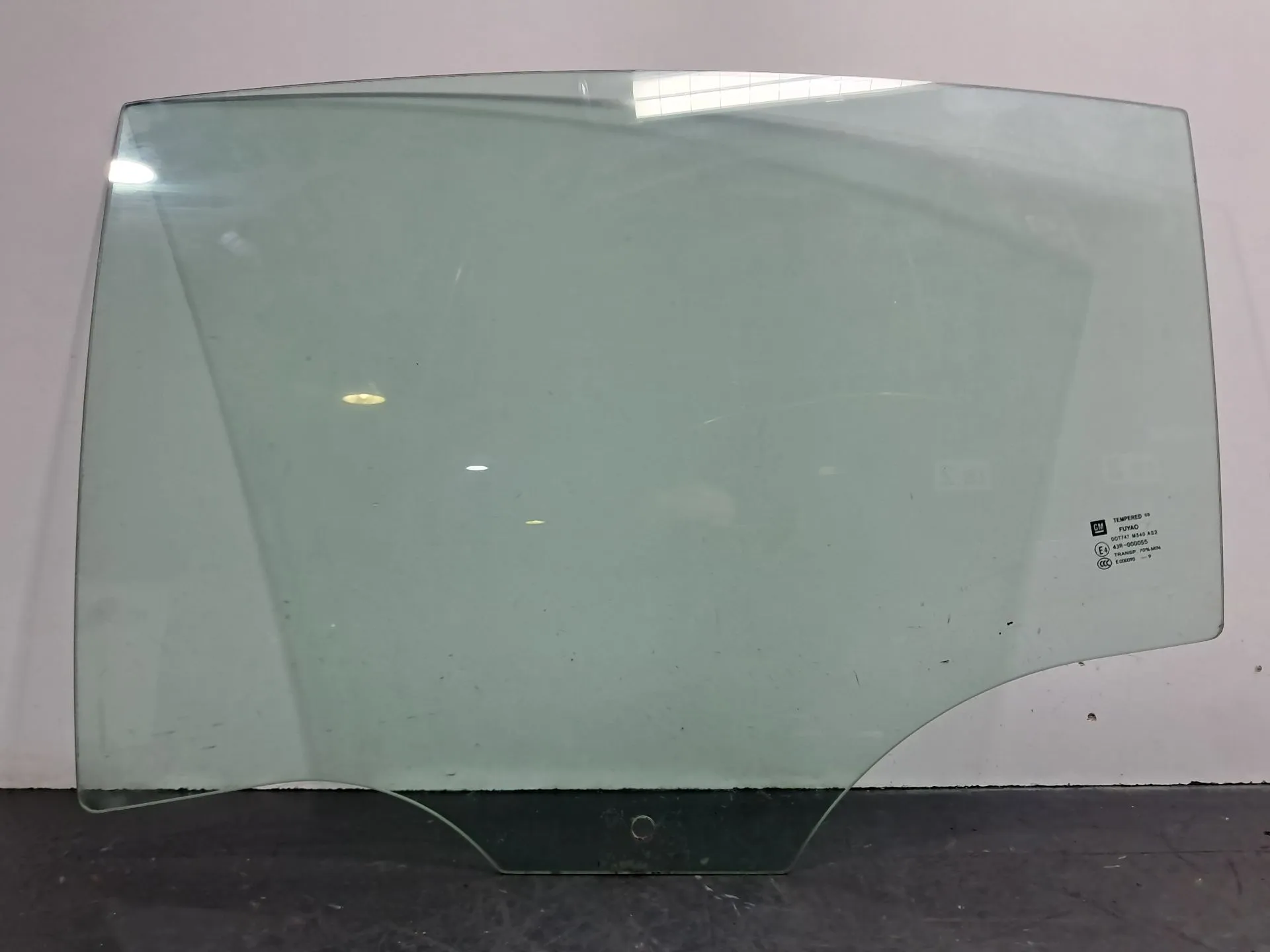 Vidro porta trás esquerdo OPEL Insignia A 