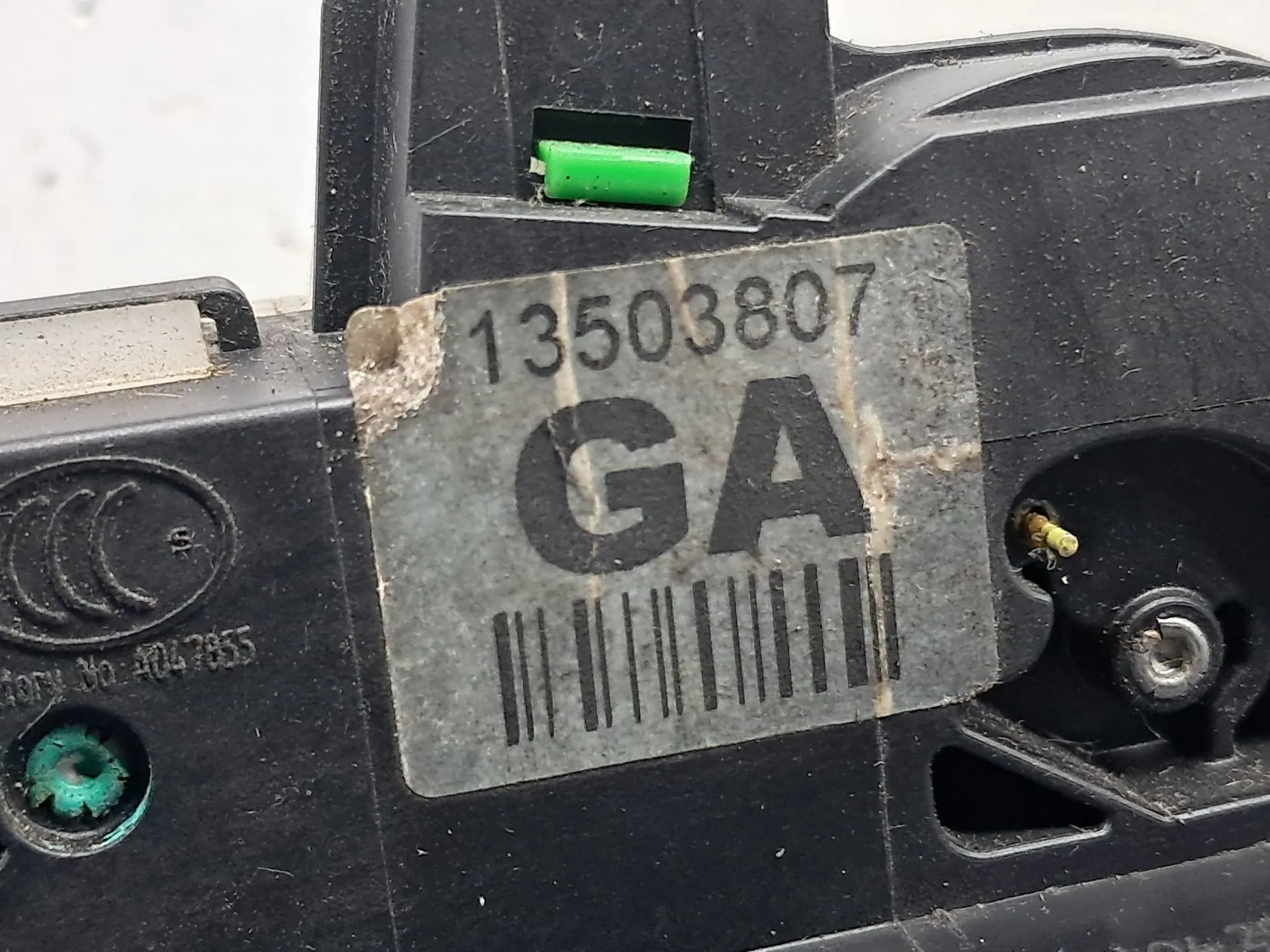 Fechadura / fecho porta trás esquerdo OPEL Insignia A (G09) Imagem-1