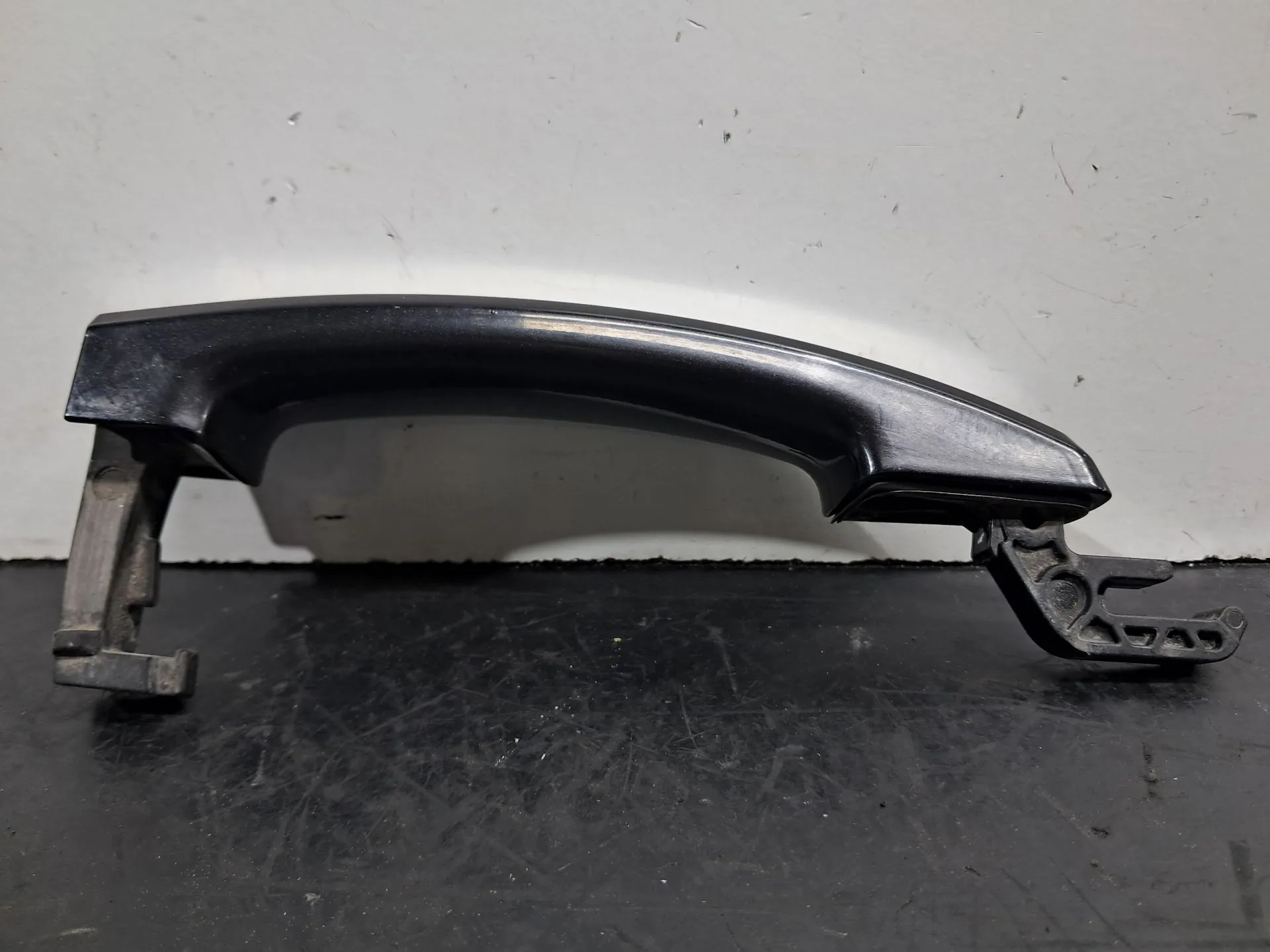 Puxador porta trás esquerdo OPEL Insignia A (G09) Imagem-2