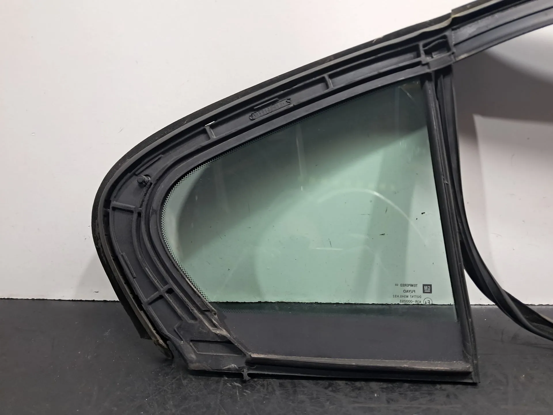 Vidro triangular da porta trás esquerdo OPEL Insignia A (G09) Imagem-8