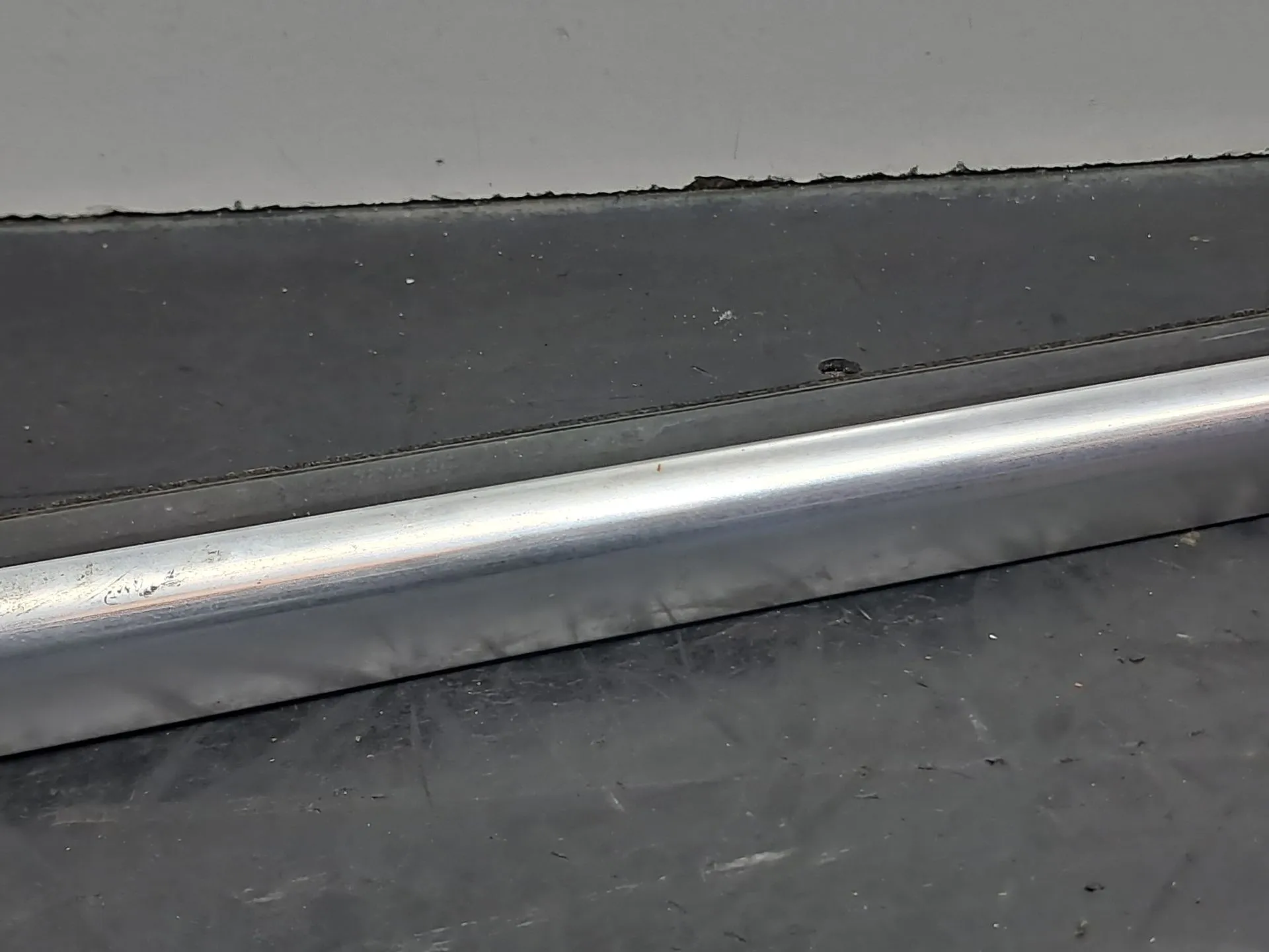 Raspador do vidro da porta trás esquerdo OPEL Insignia A (G09) Imagem-2