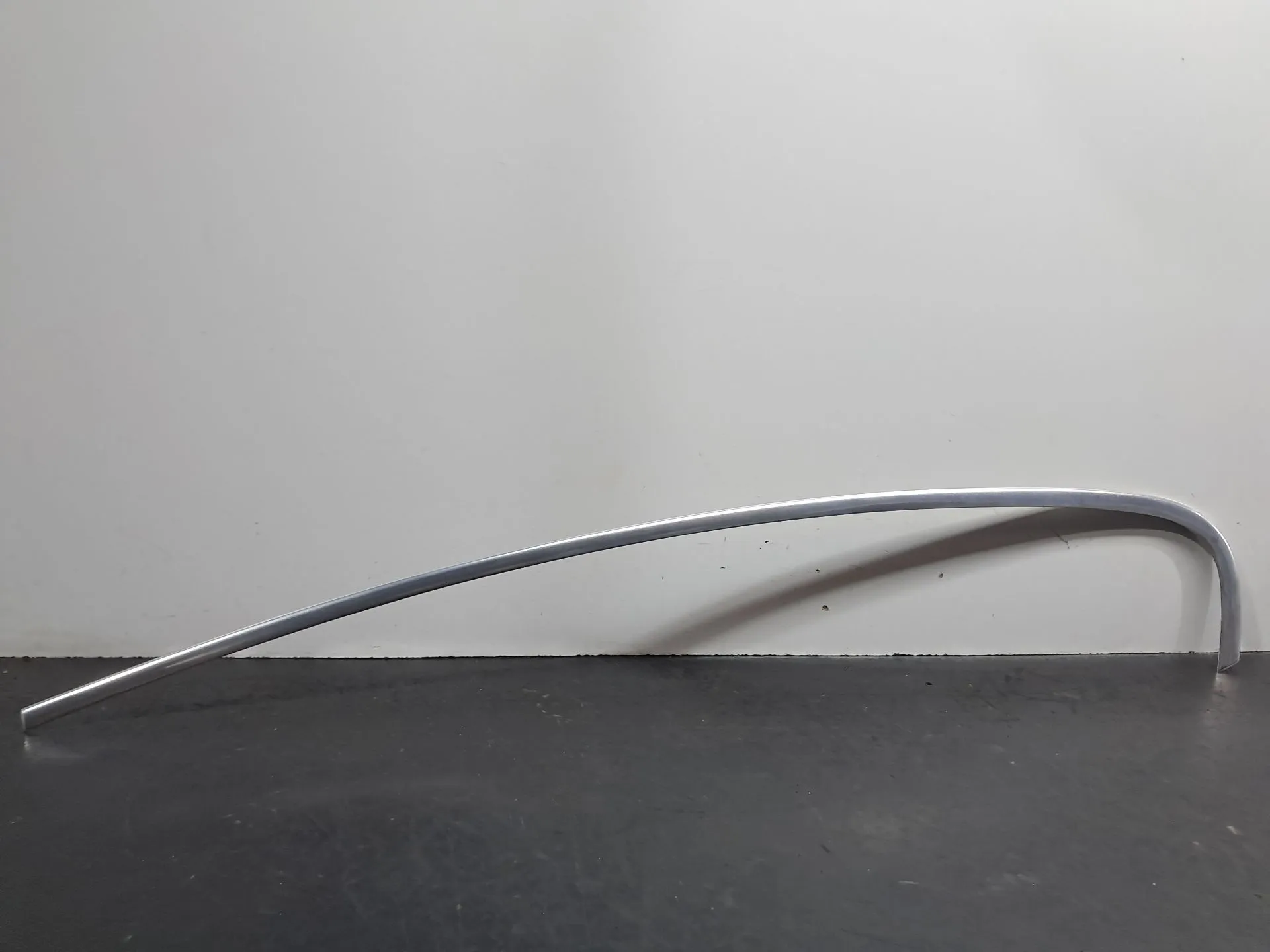 Friso da porta trás esquerdo OPEL Insignia A (G09) Imagem-0