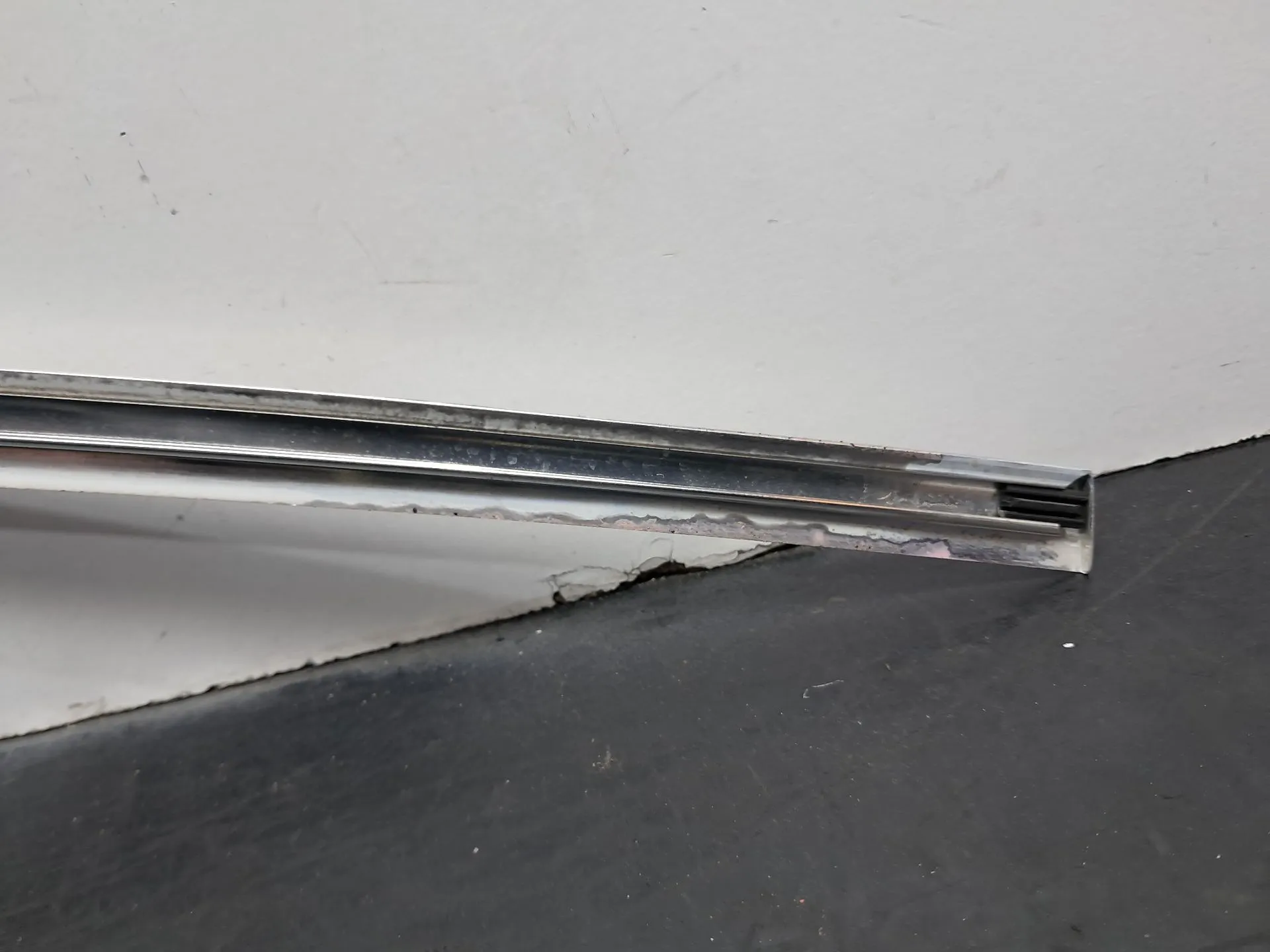 Friso da porta trás esquerdo OPEL Insignia A (G09) Imagem-11