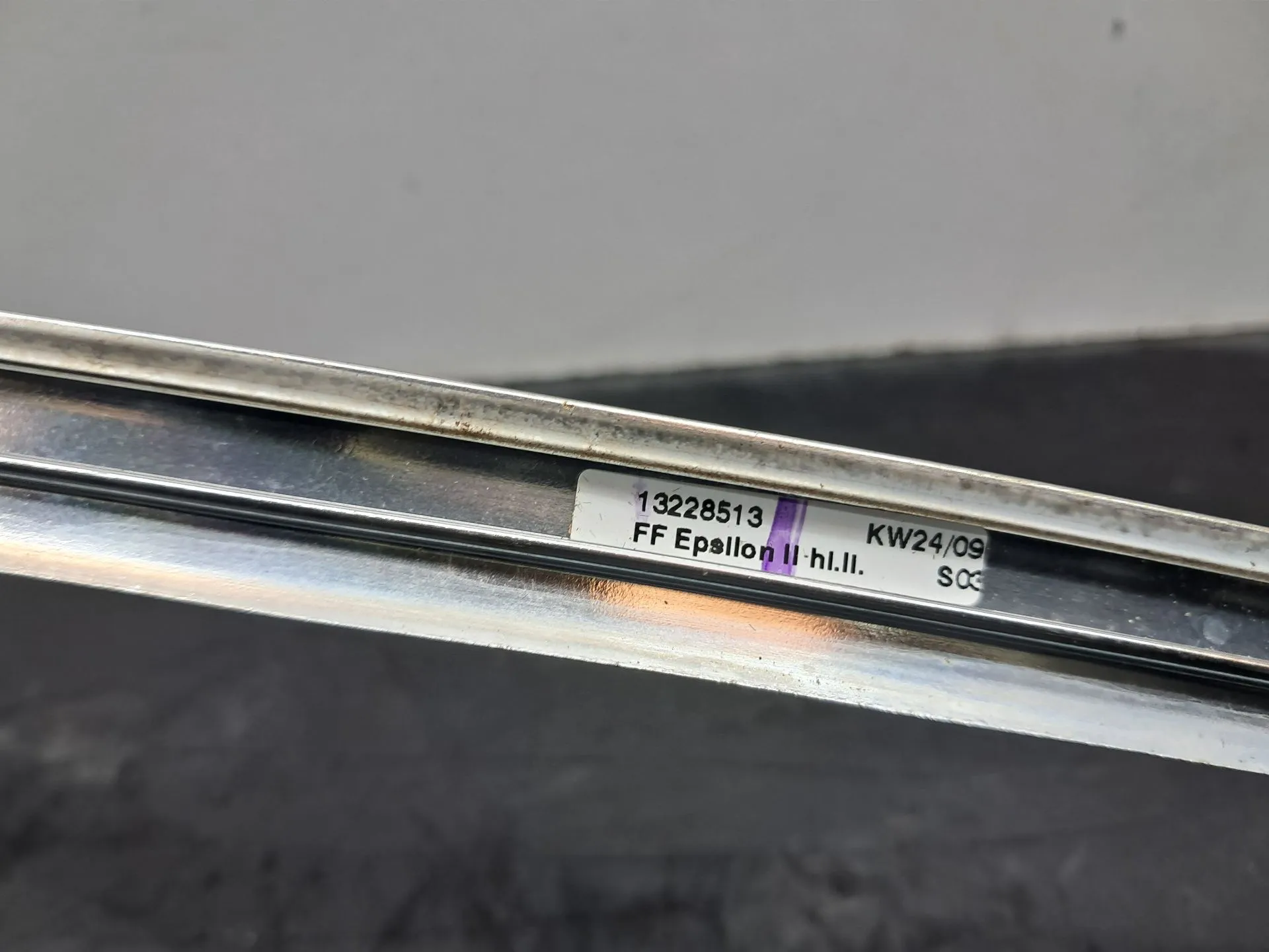 Friso da porta trás esquerdo OPEL Insignia A (G09) Imagem-12