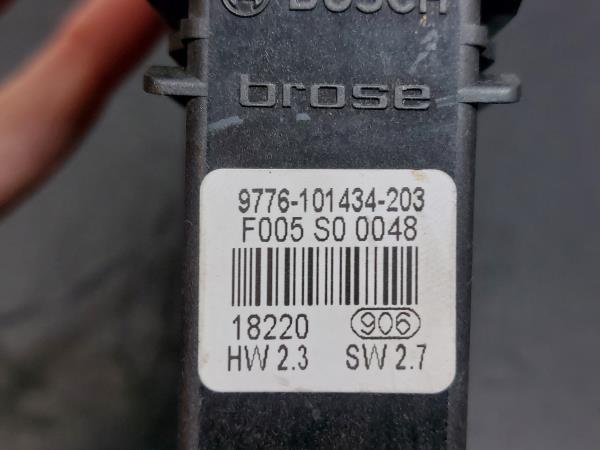 Moteur lève-vitre avant Droite VOLKSWAGEN Golf IV (1J1) Imagem-4