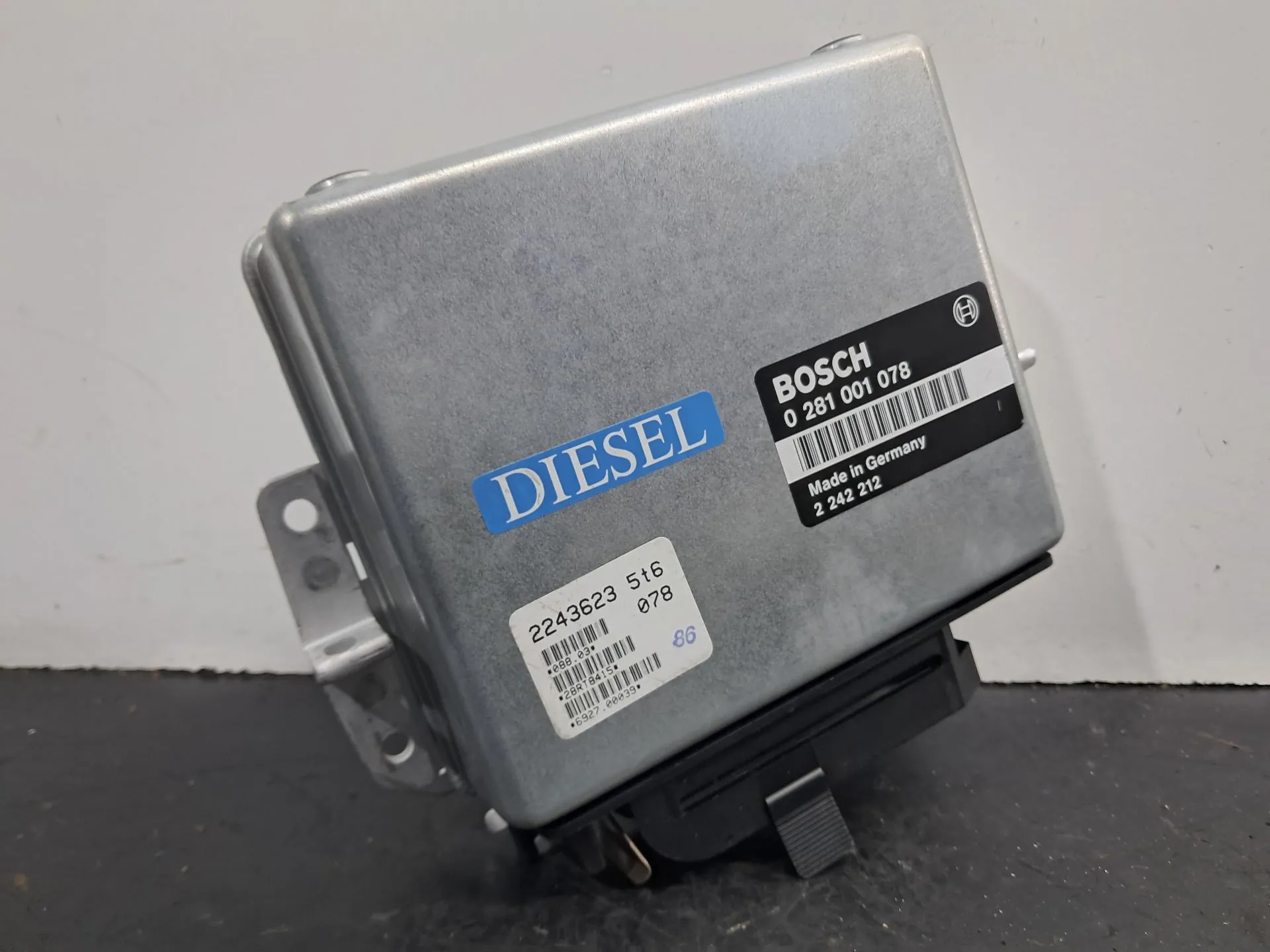 Calculateur /  Unité de contrôle moteur BMW 5 (E34)